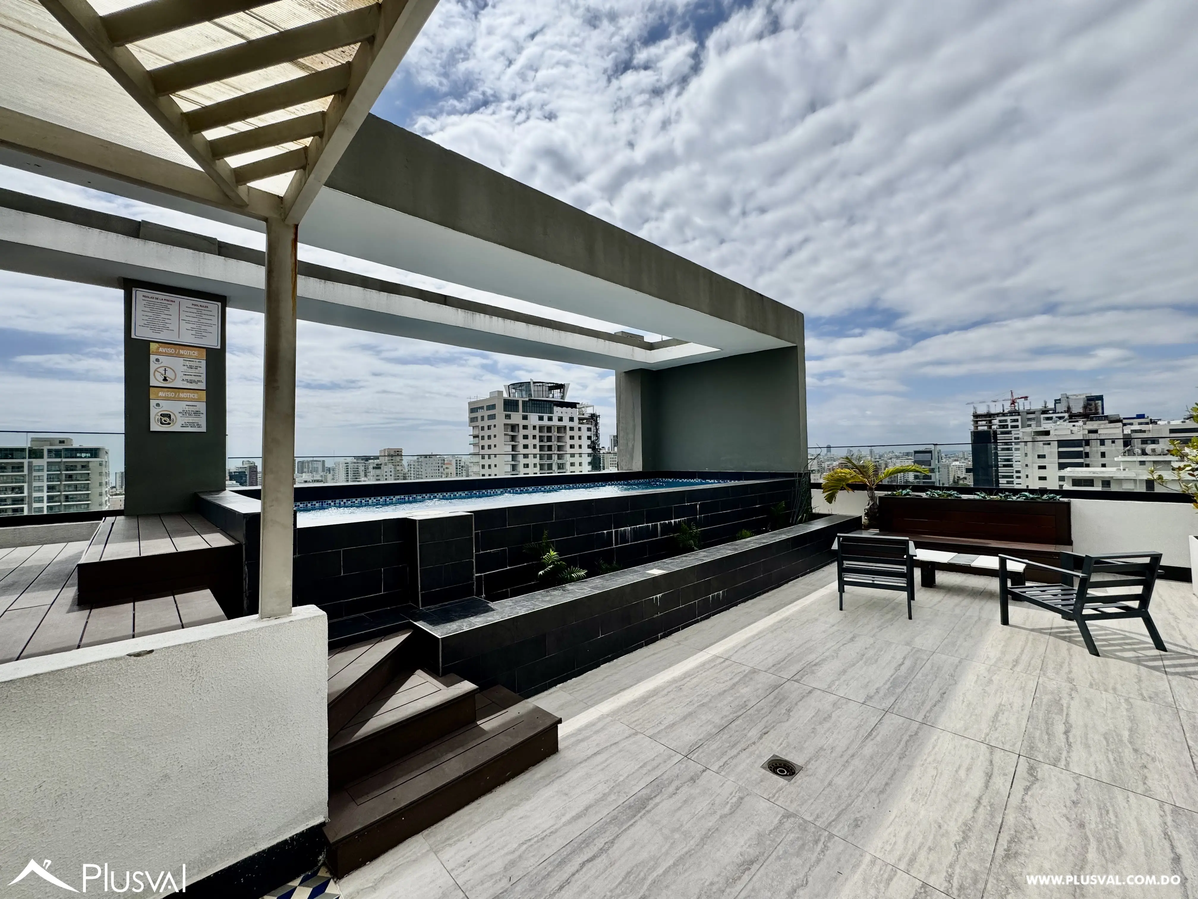 Alquilo Apto Amueblado en una de las Mejores Zonas de Piantini 487169