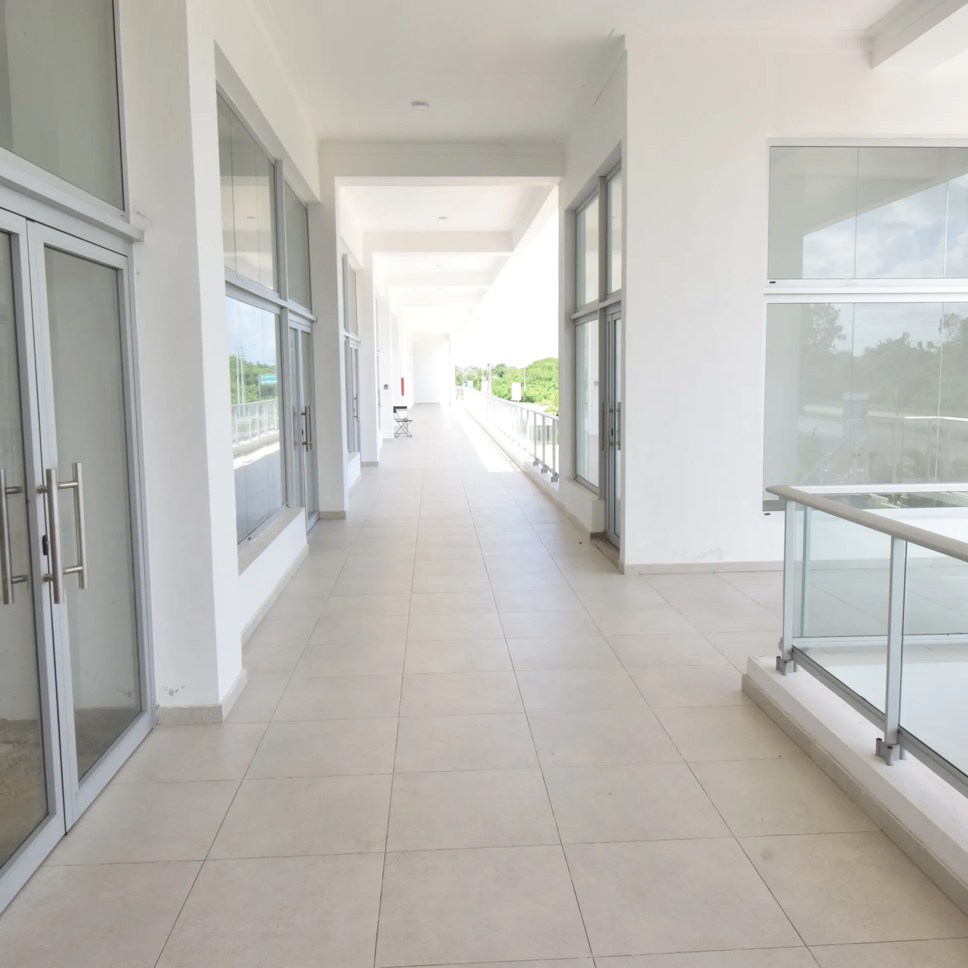 Local en alquiler en Juan Dolio , frontal al Boulevard 440721