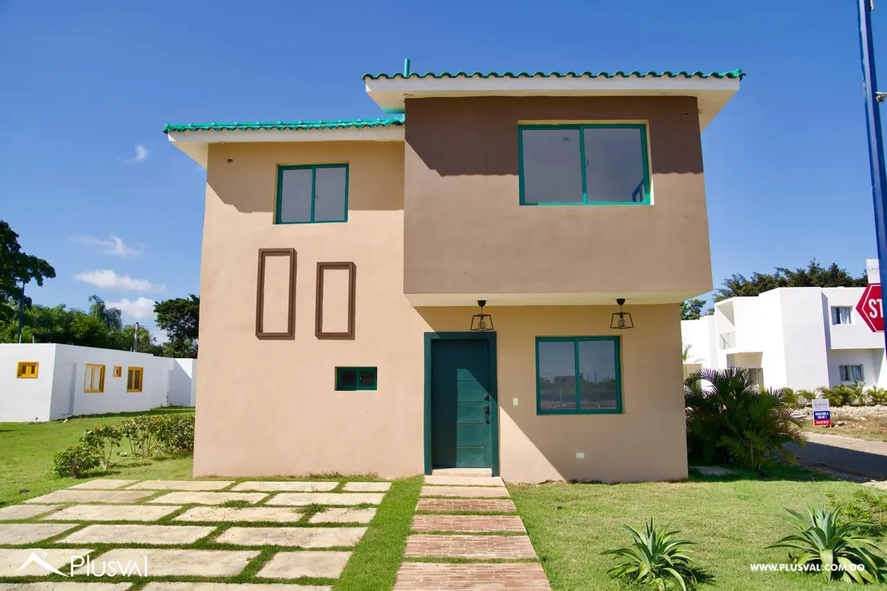 Casas de dos niveles en proyecto cerrado en Boca Chica 524837