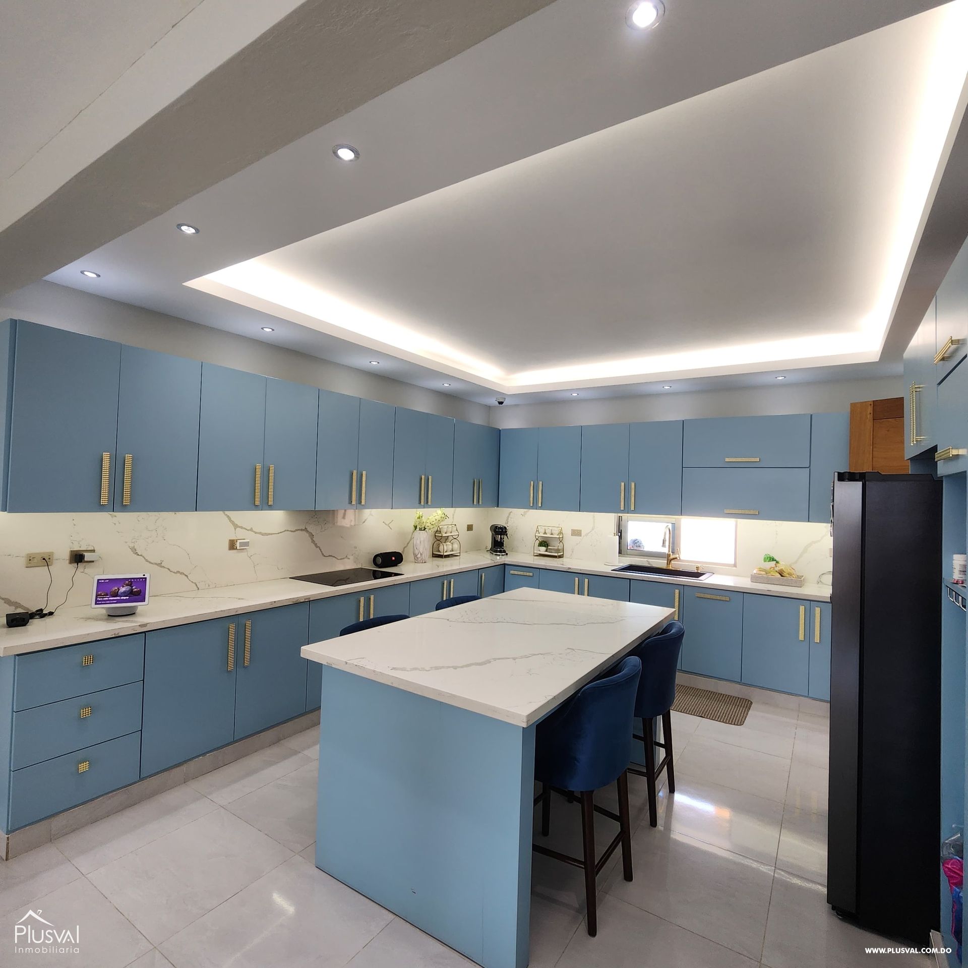 Vivienda de 2 niveles en Proyecto seguro de Santiago. 352283