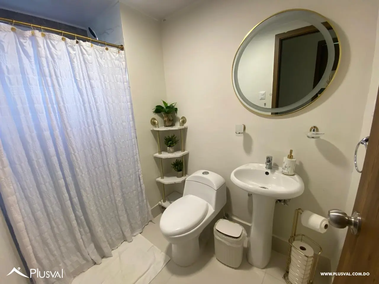 Apartamento en Alquiler en Altos del Valle primer nivel con Patio 484732