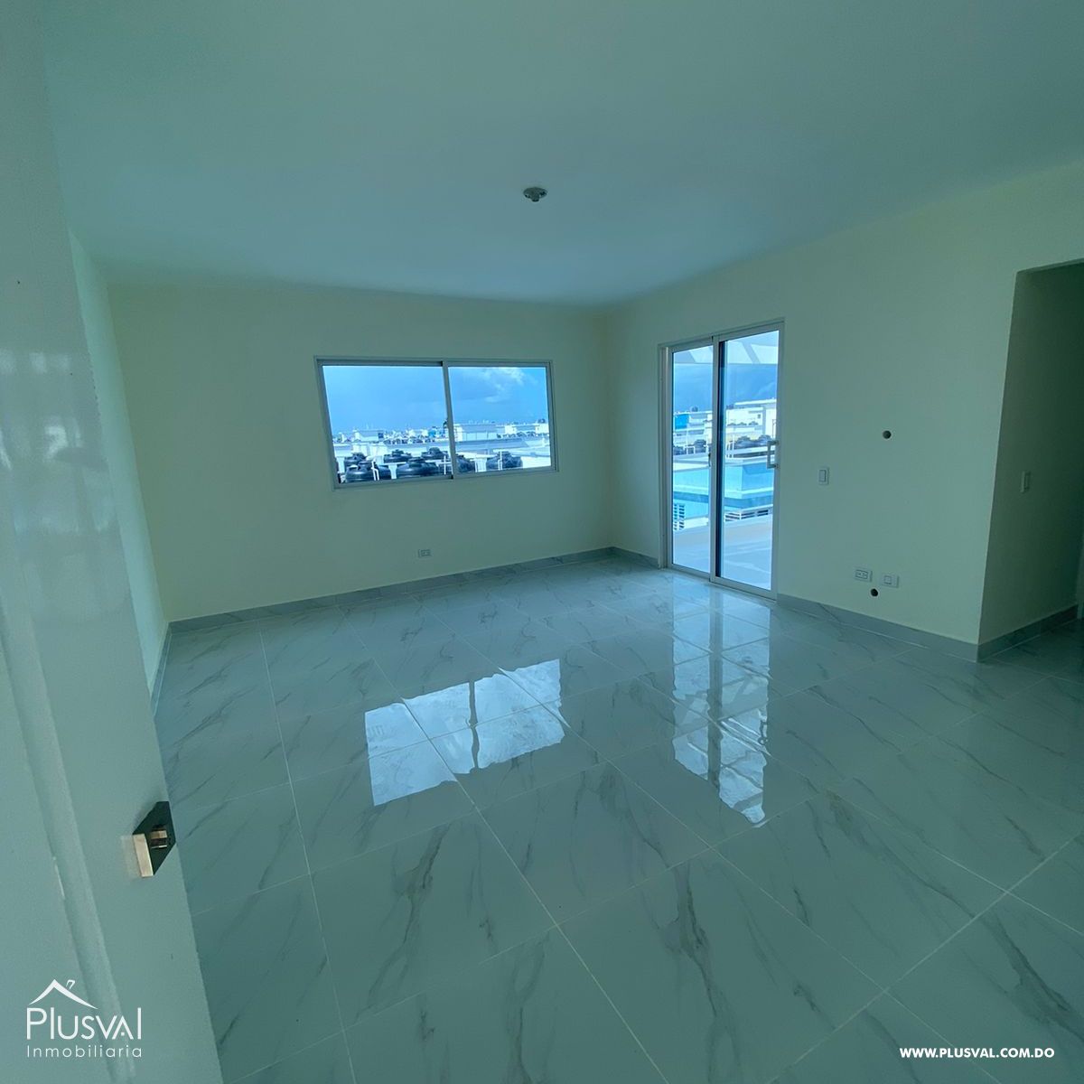 Apartamento listo en residencial Las Cayenas 339999