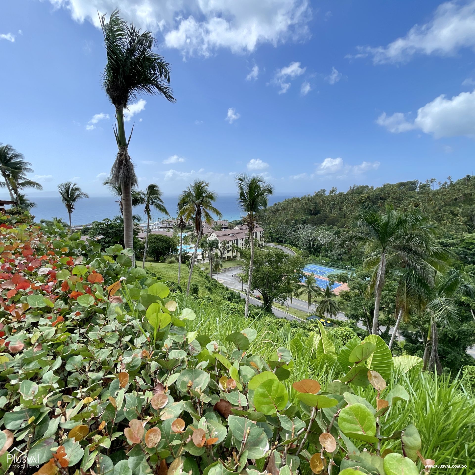Villa de Montaña con Vista al Mar en Puerto Bahía Samana 260714