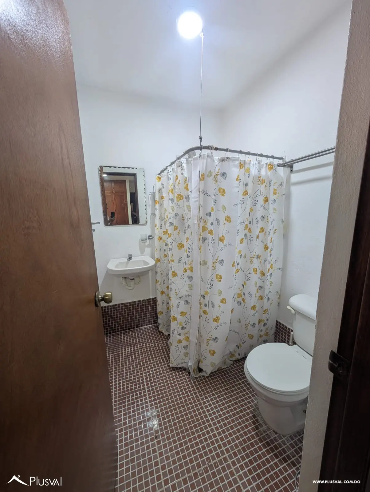 Casa en alquiler amueblada en Costa Caribe con gran patio y desconexión del ruido de la ciudad 514936