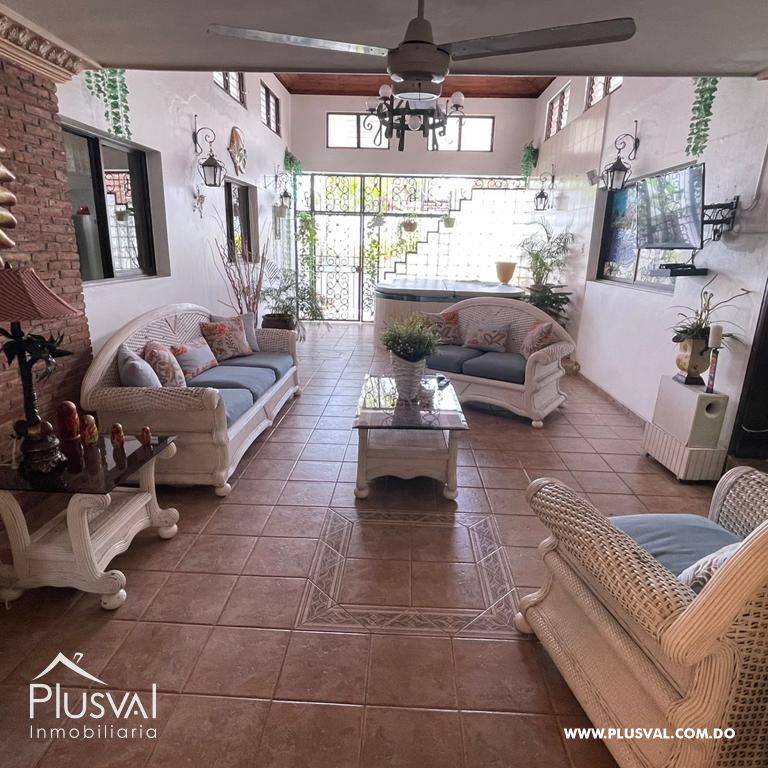 Casa en venta de 2 niveles en Urbanización Fernández 254070