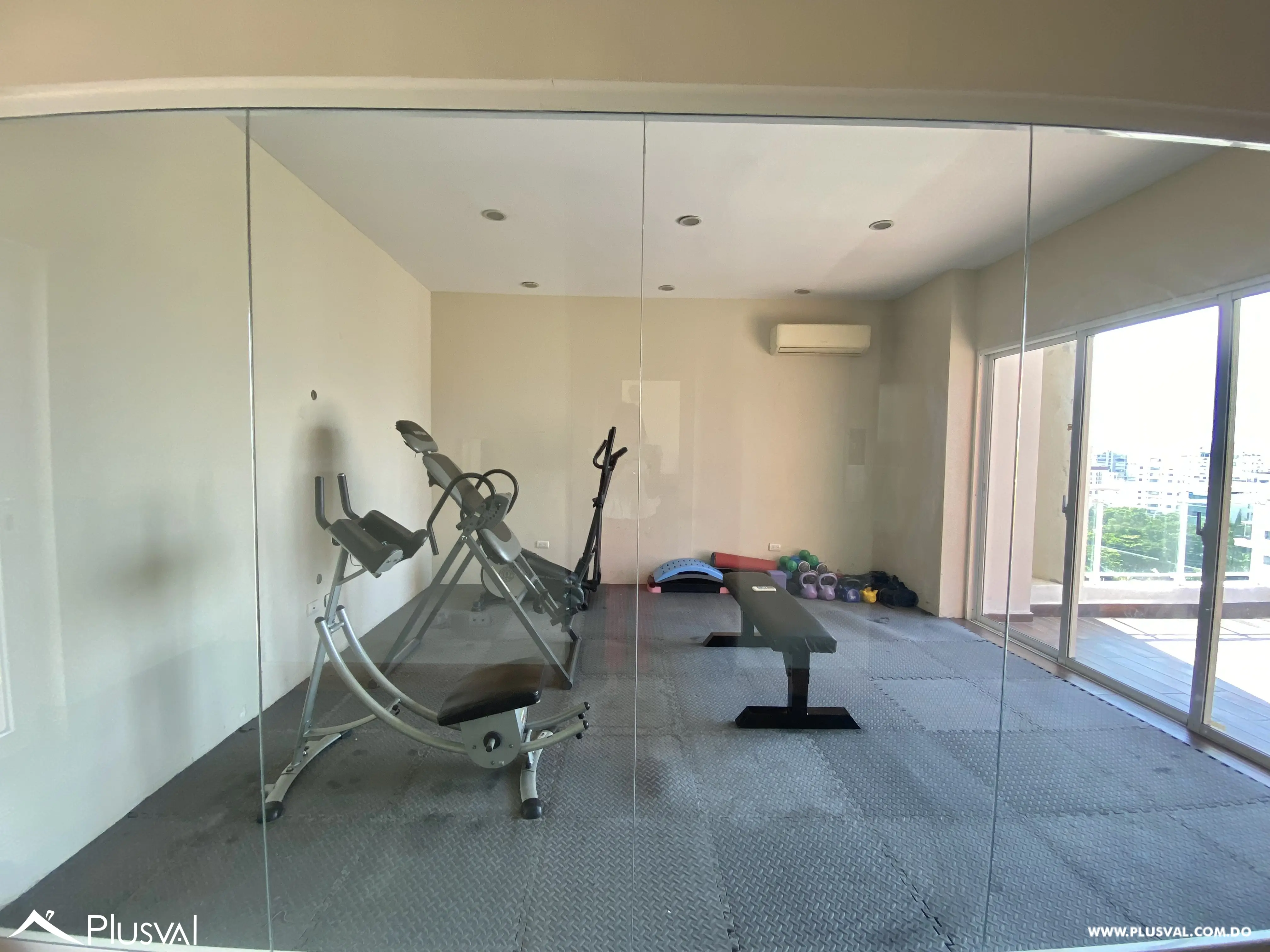 Alquilo Excelente Apartamento en Ensanche Naco 459582
