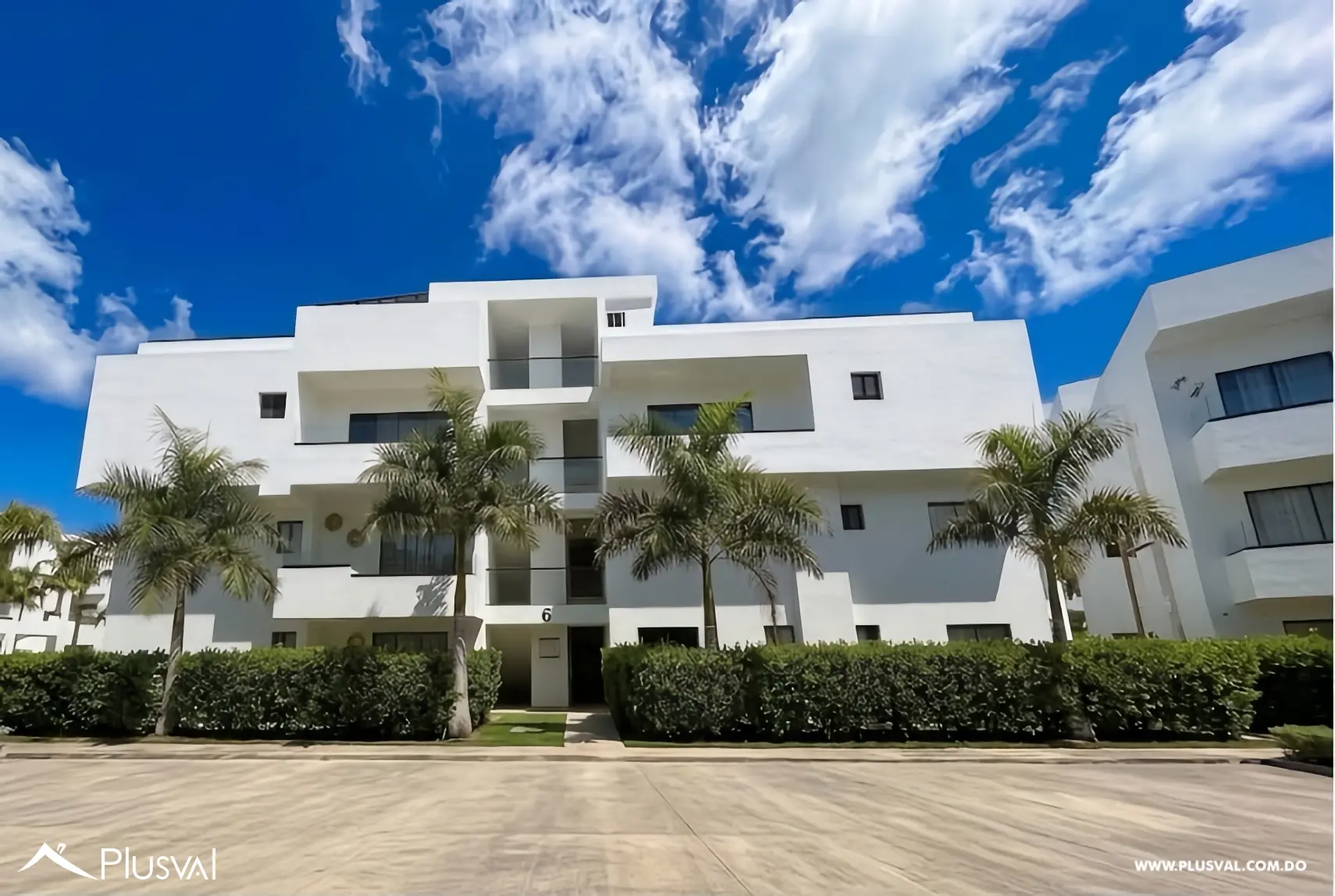 Apartamento con vista a la piscina residencial cerrado a mints de la playa. ONA Residences Whitesands 523446