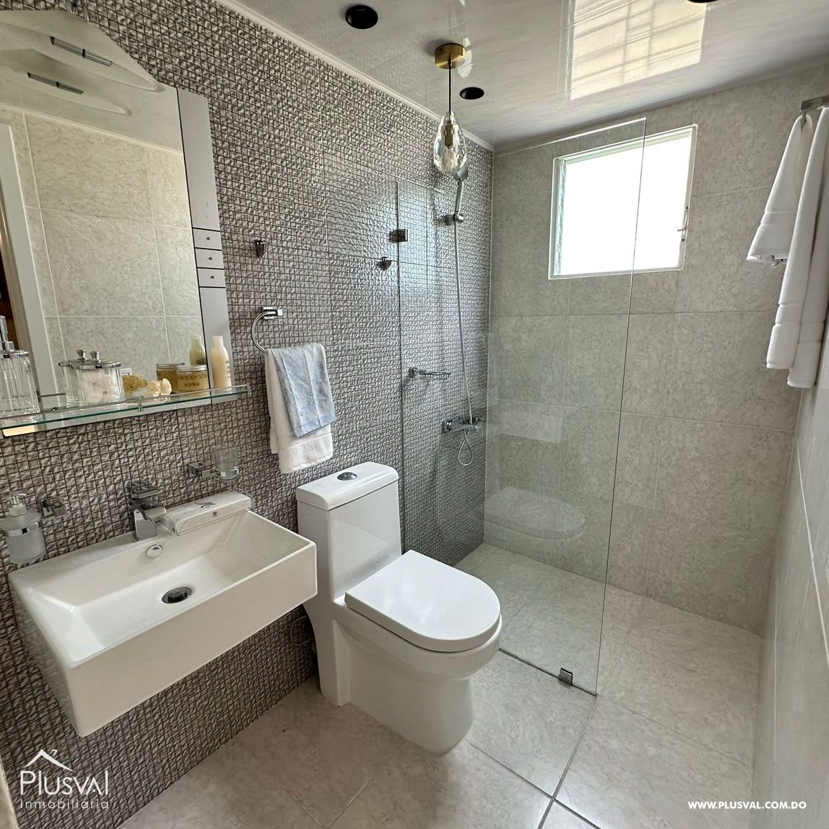 Apartamento listo en residencial Las Cayenas 339687