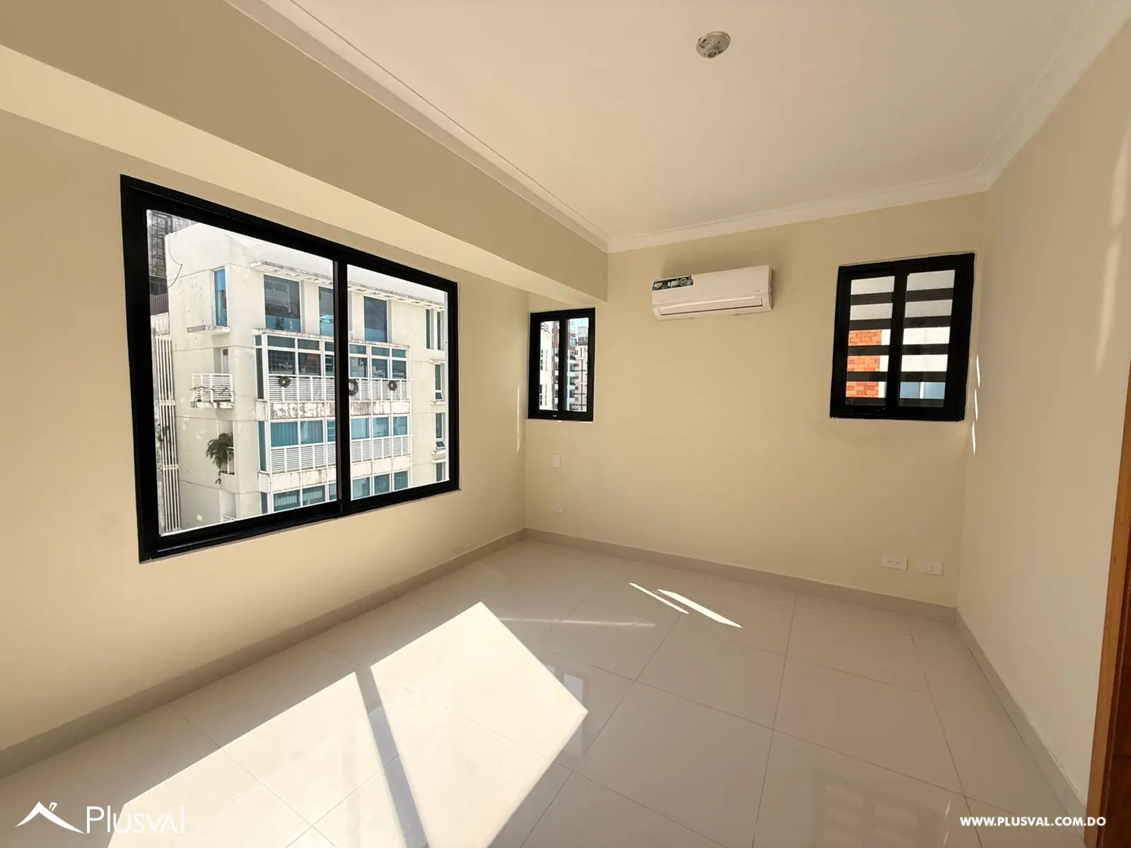 Apartamento de 1 habitación y 1.5 baños, ubicado en Serralles. 479811