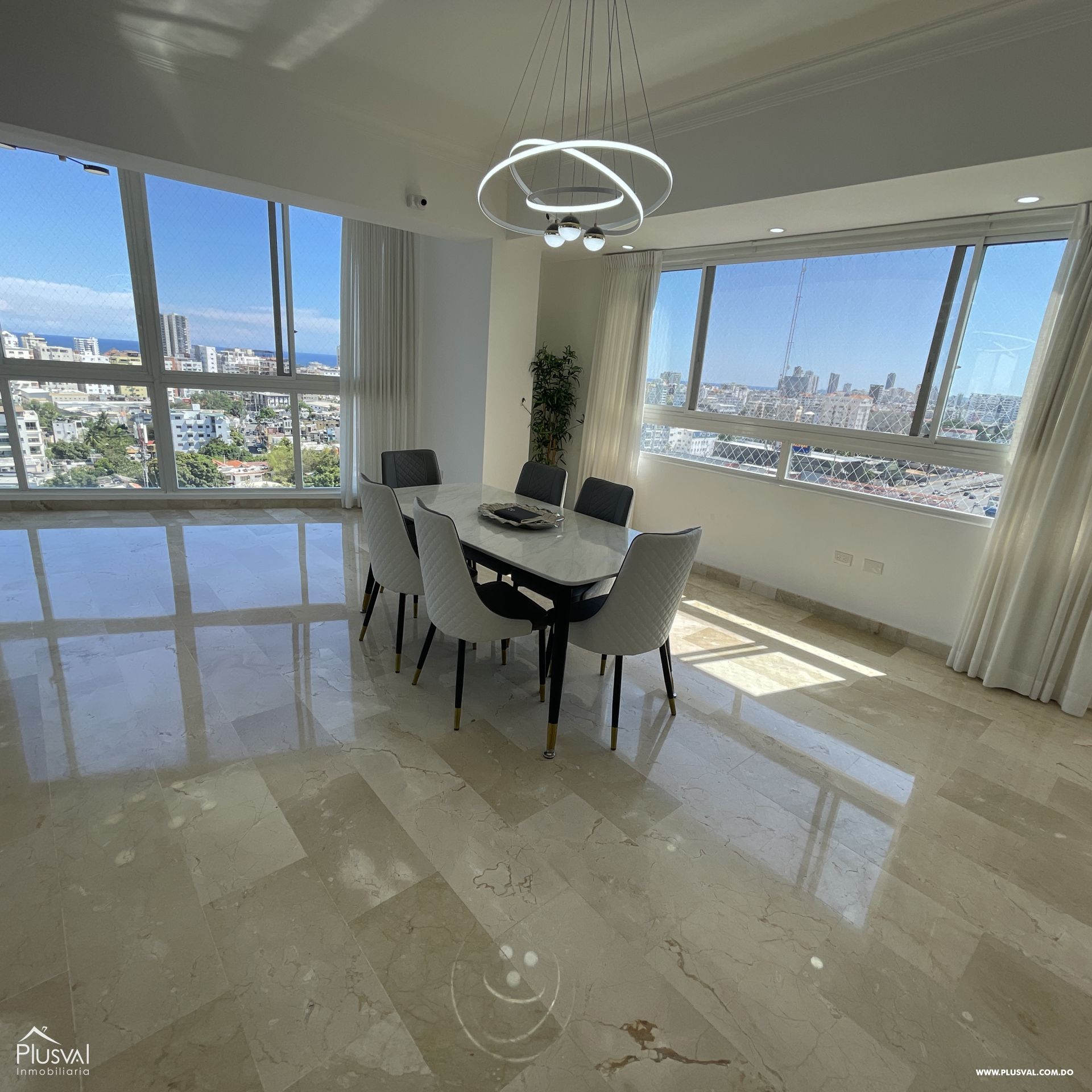 Apartamento tipo PH en Evaristo Morales con excelentes vistas 432862
