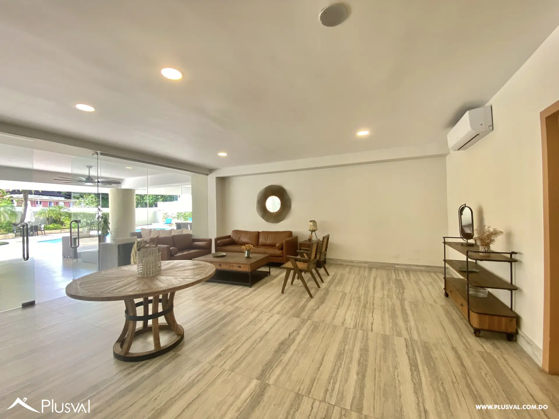 Alquilo Excelente y Amplio Apartamento en Zona Exclusiva en  La Esperilla 467453