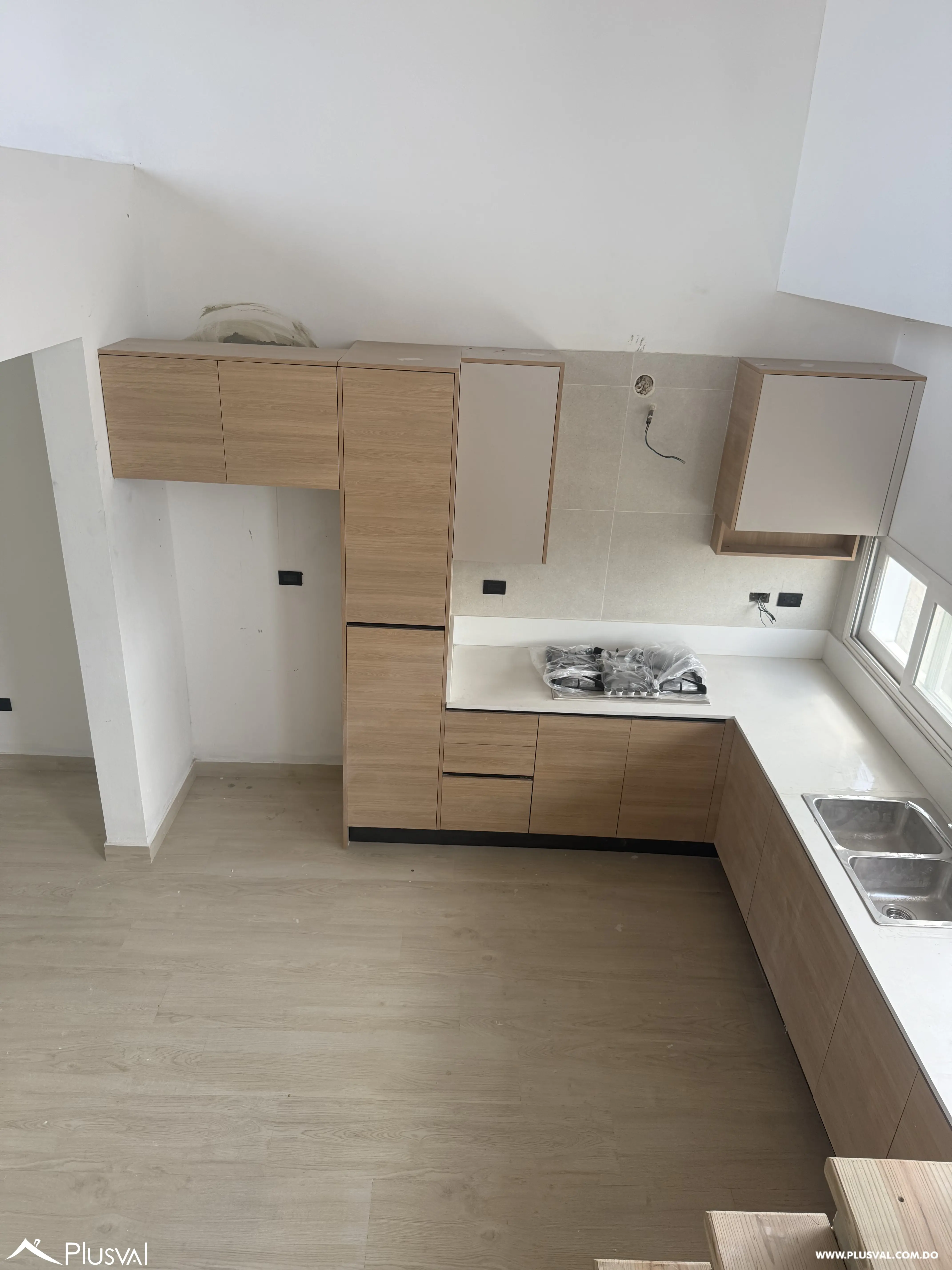 Penthouse único de 3 habitaciones en Dominicus 459139