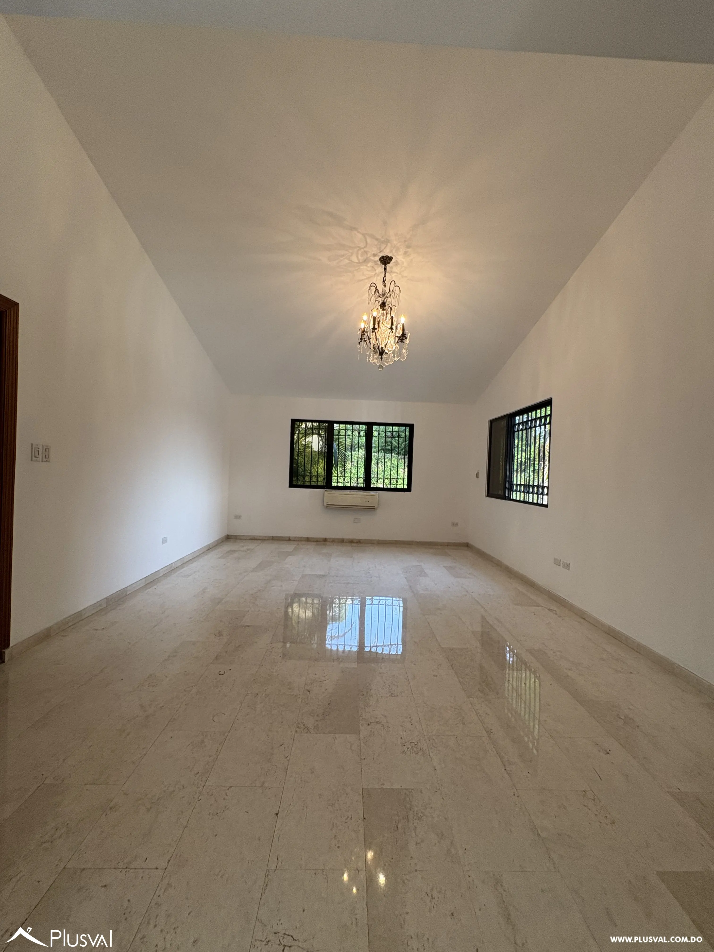 Casa en venta en Altos de Arroyo Hondo III con piscina y hermosa vista. 467007
