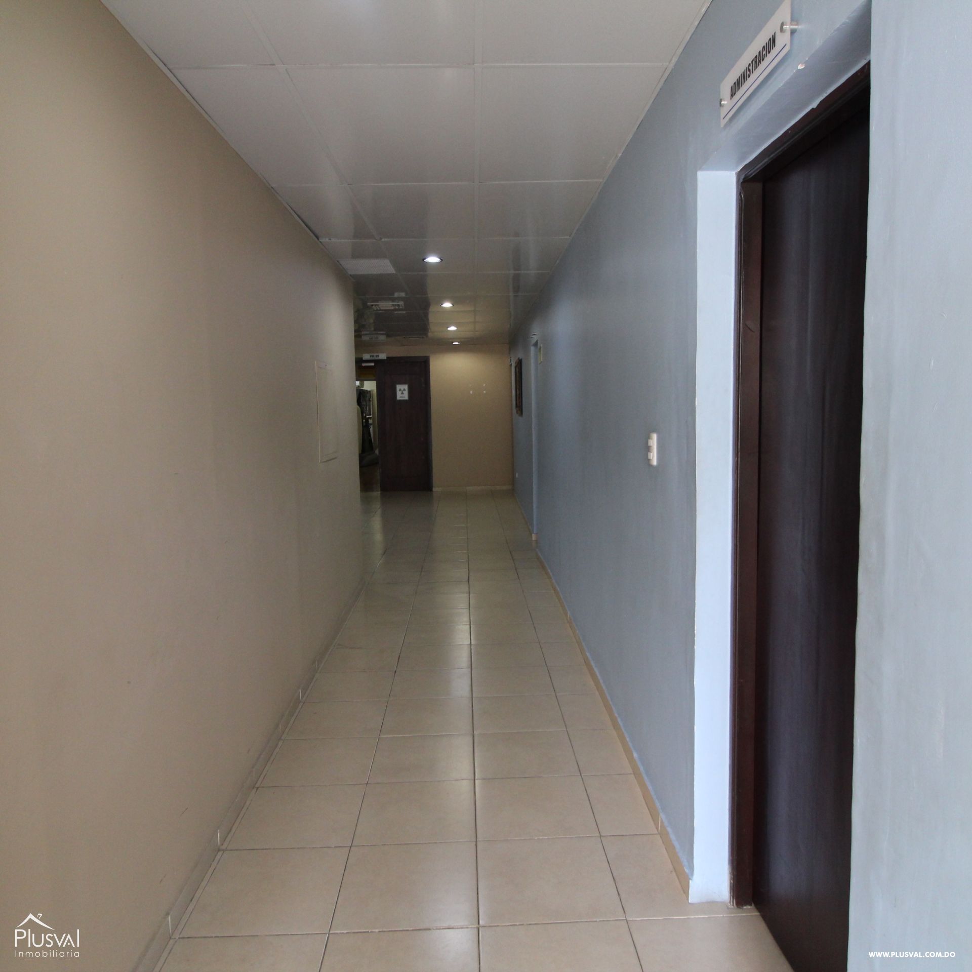 Amplio terreno en venta  ubicado en la Máximo Gómez . 209996