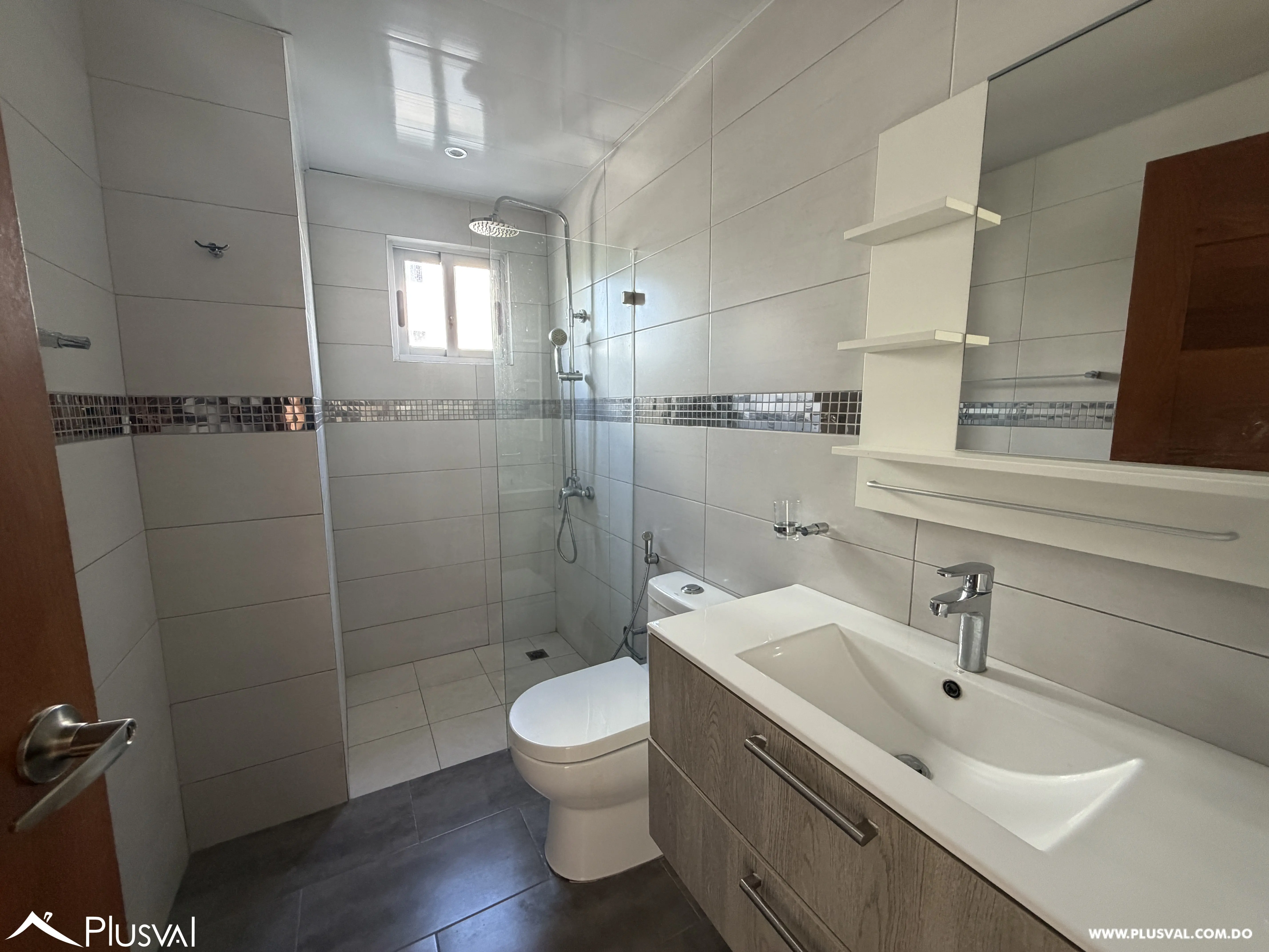 Apartamento en la Esperilla con terraza y una excelente distribución. 489198