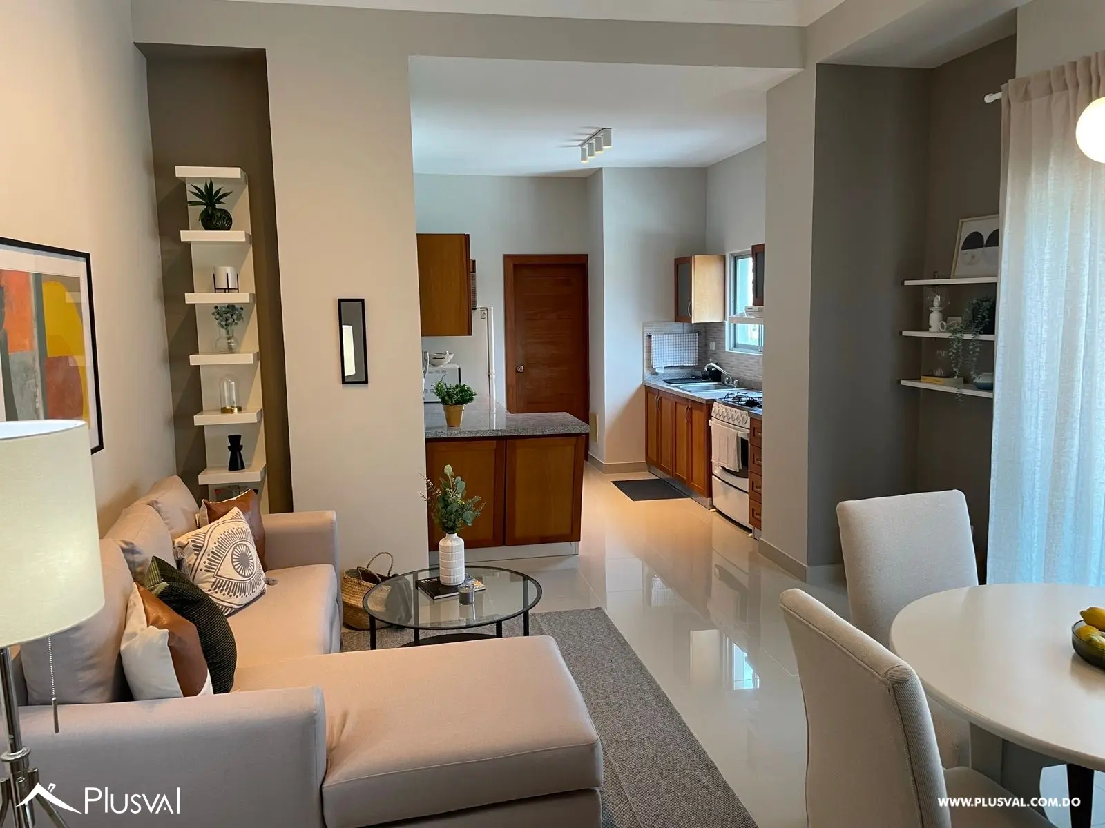 Apartamento amueblado en Alquiler, de 1 habitación en Evaristo Morales. 489410