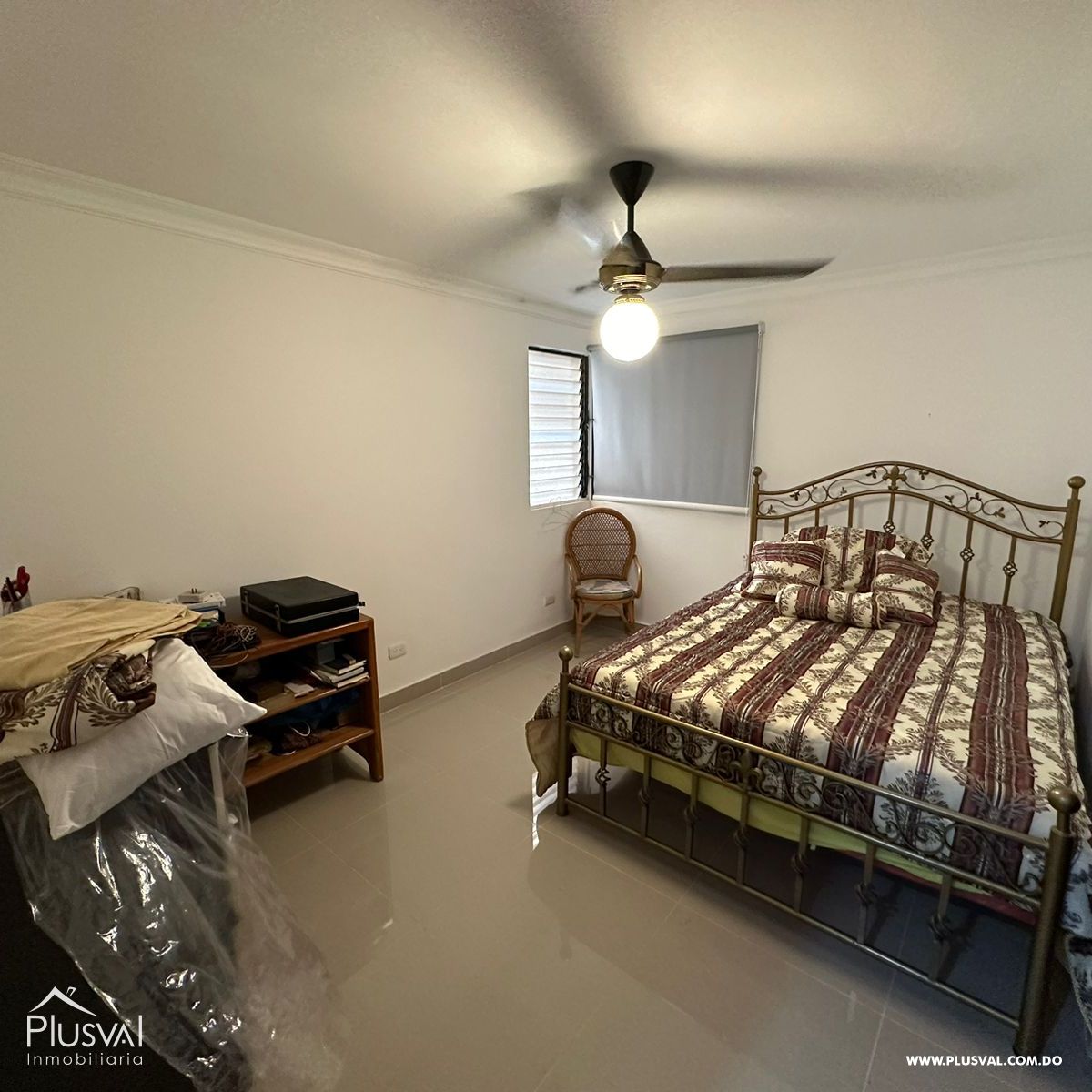 Apartamento 2do. Nivel en Evaristo Morales 387854