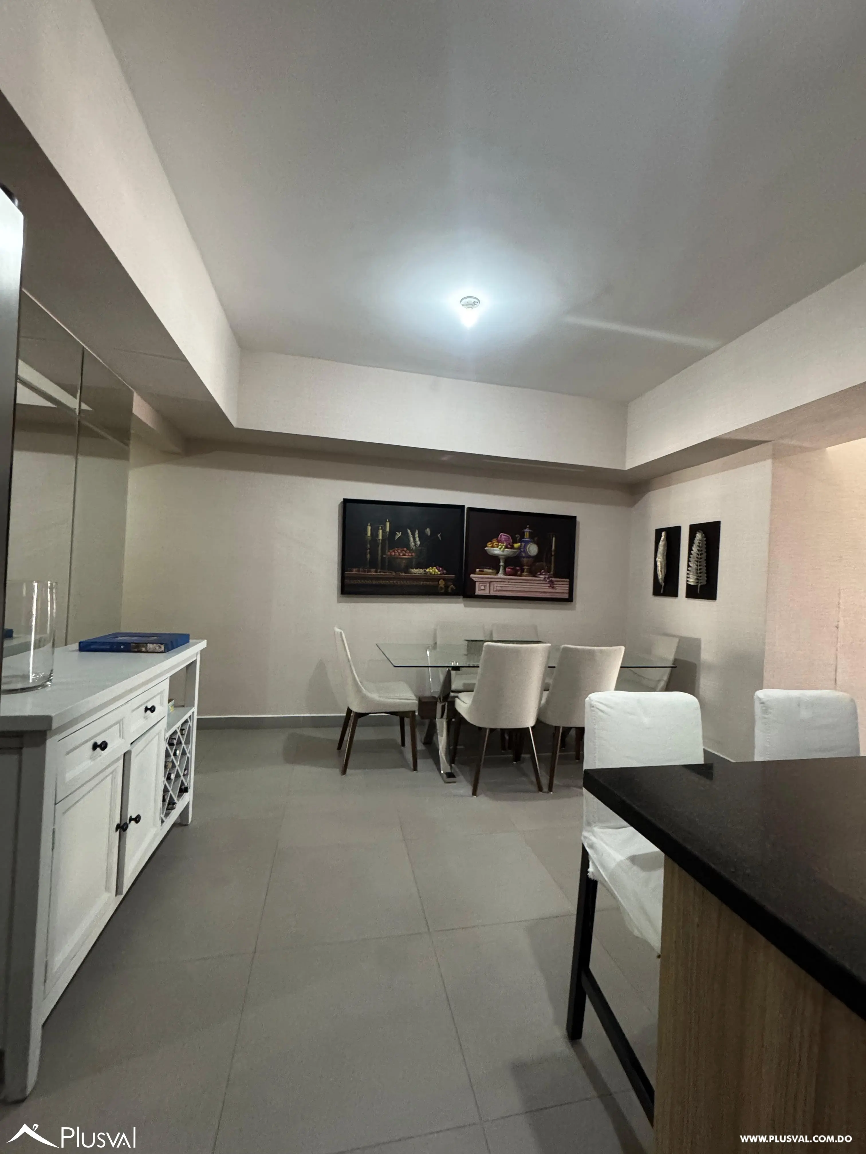 Venta de moderno apartamento en Evaristo Morales 492778