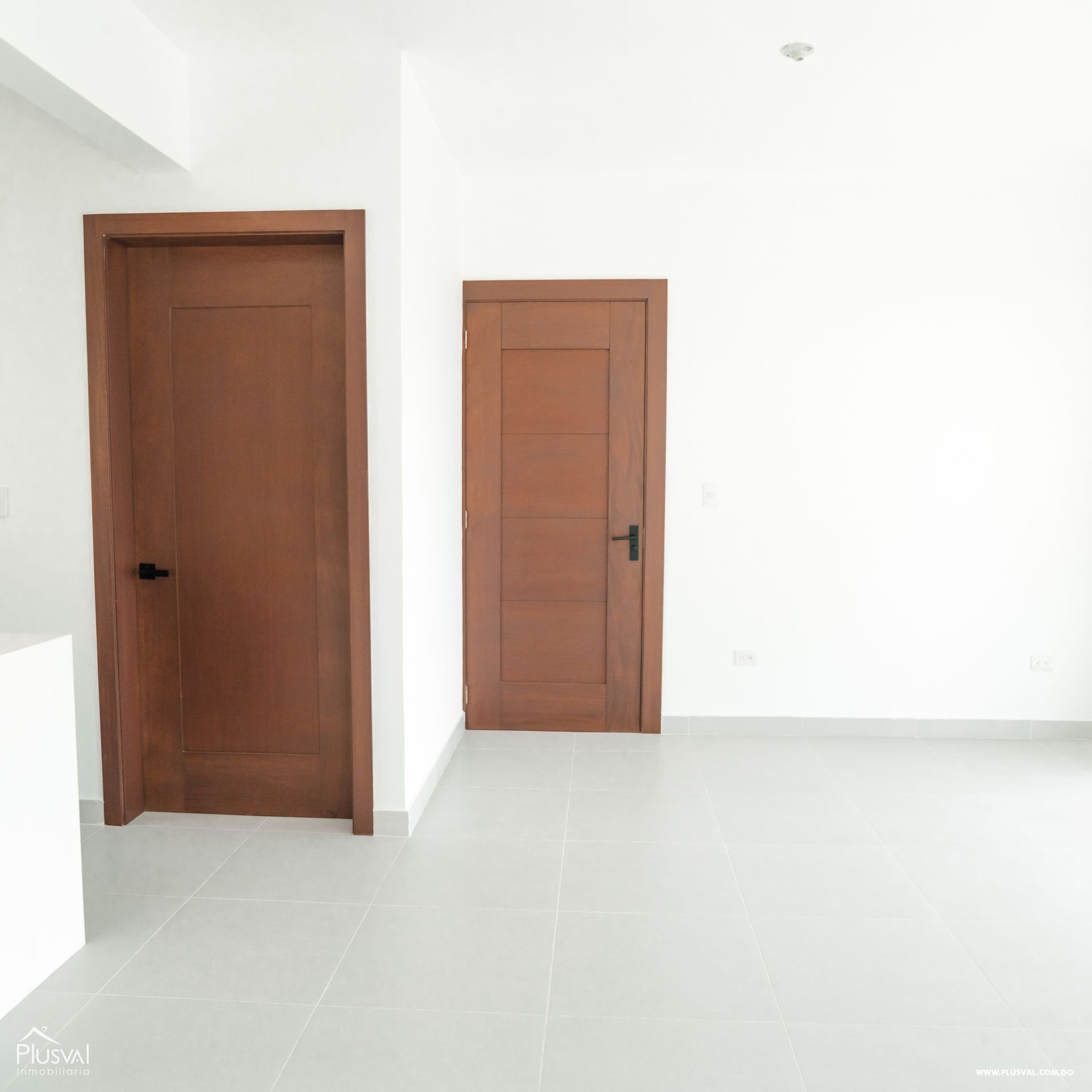 Apartamento ubicado en un 2do nivel en una torre próxima al HOMS 487707