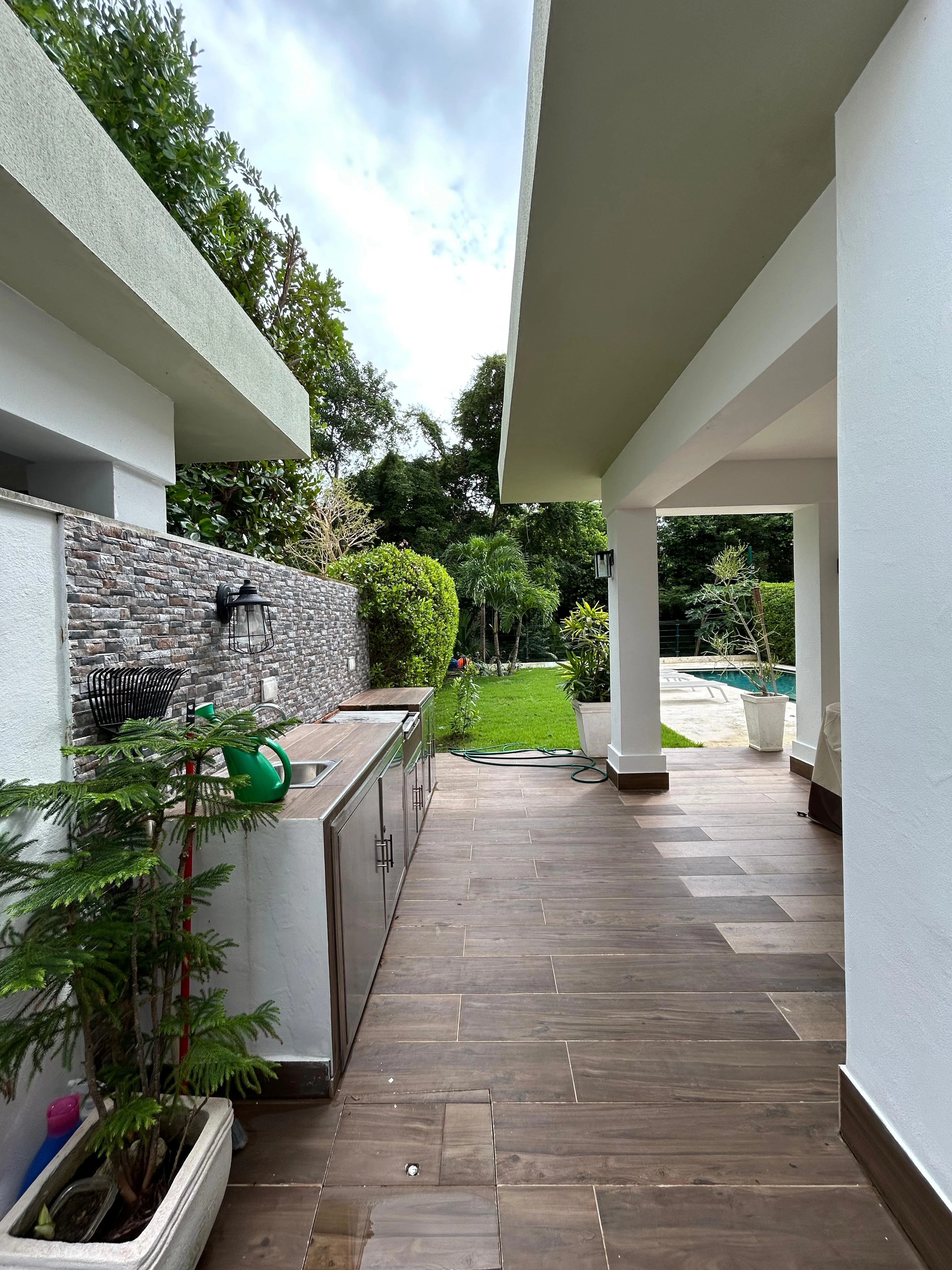 Se renta casa de 2 niveles en Punta Cana Village 399122