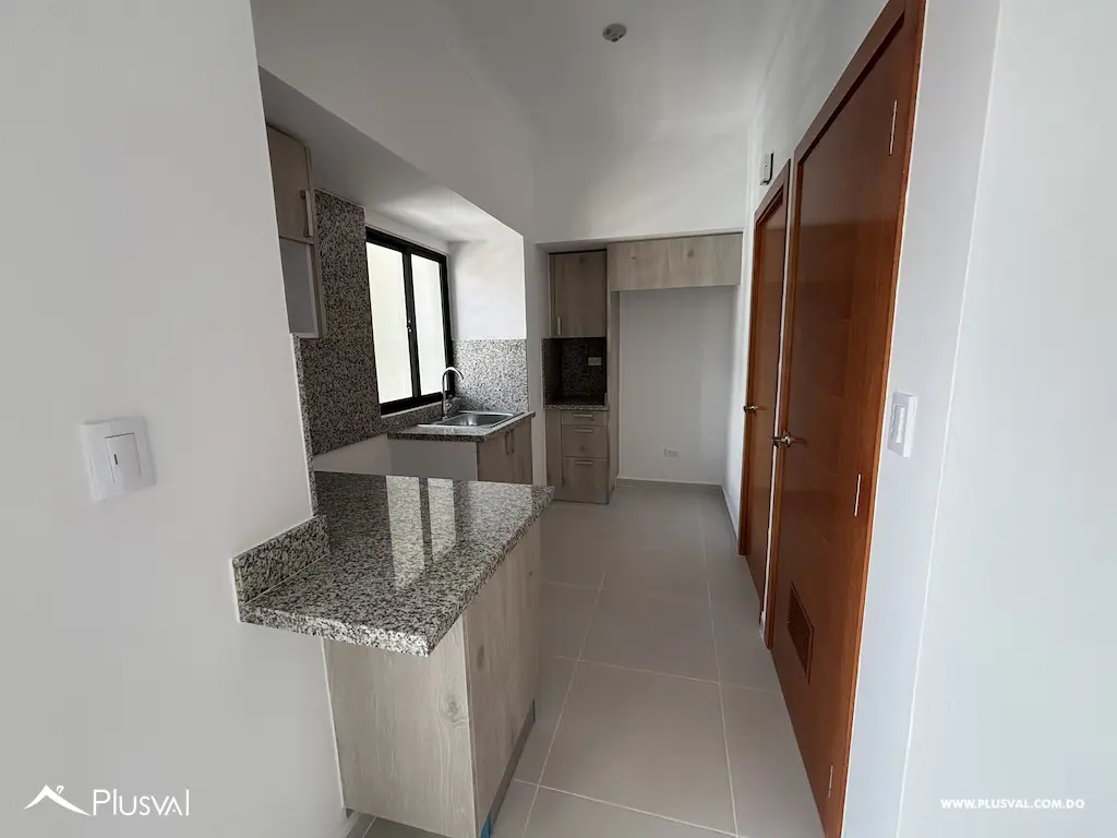 Apartamento en alquiler en Evaristo Morales 492838