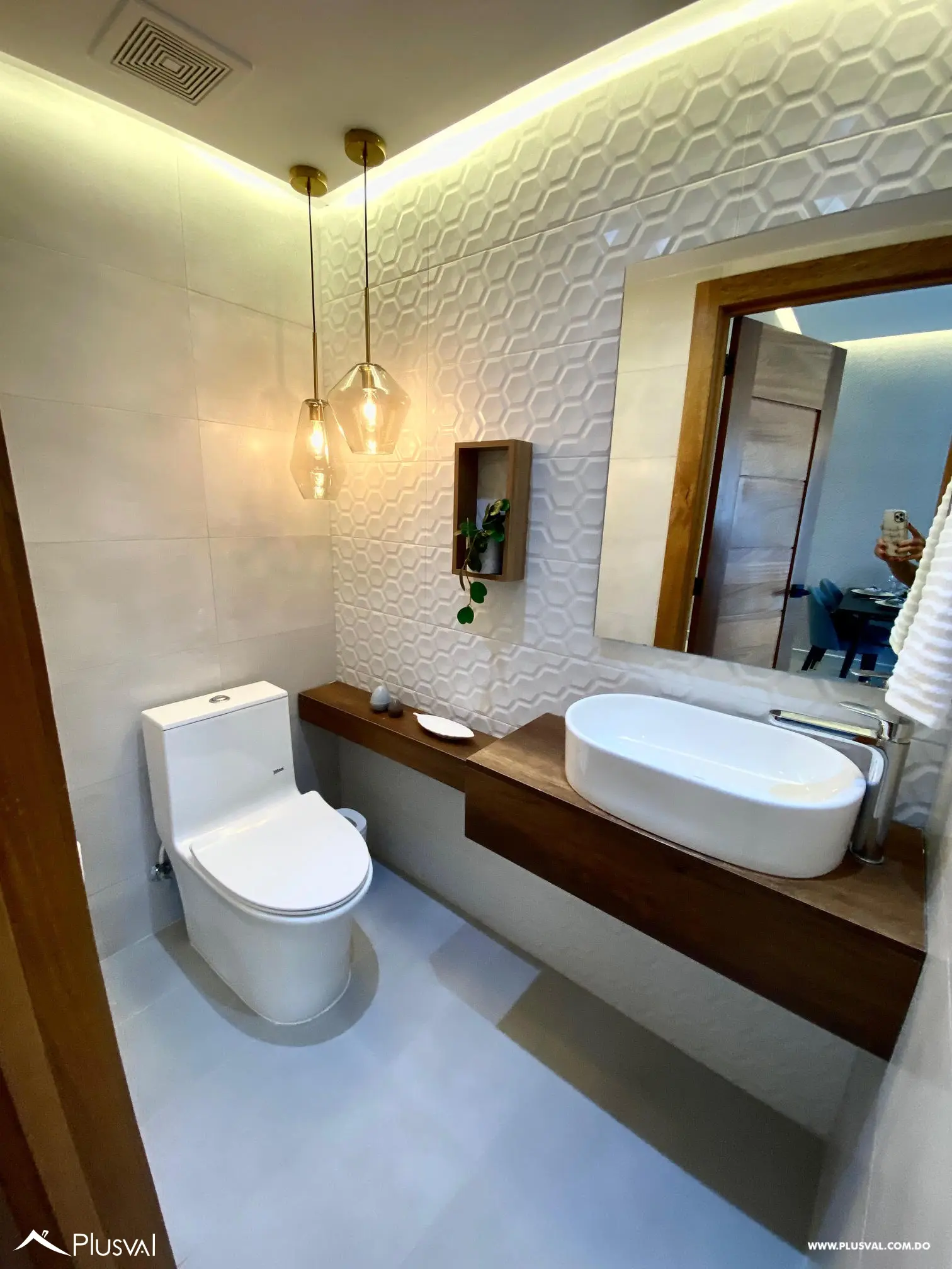Venta de apartamento totalmente amueblado en La Esperilla 455272