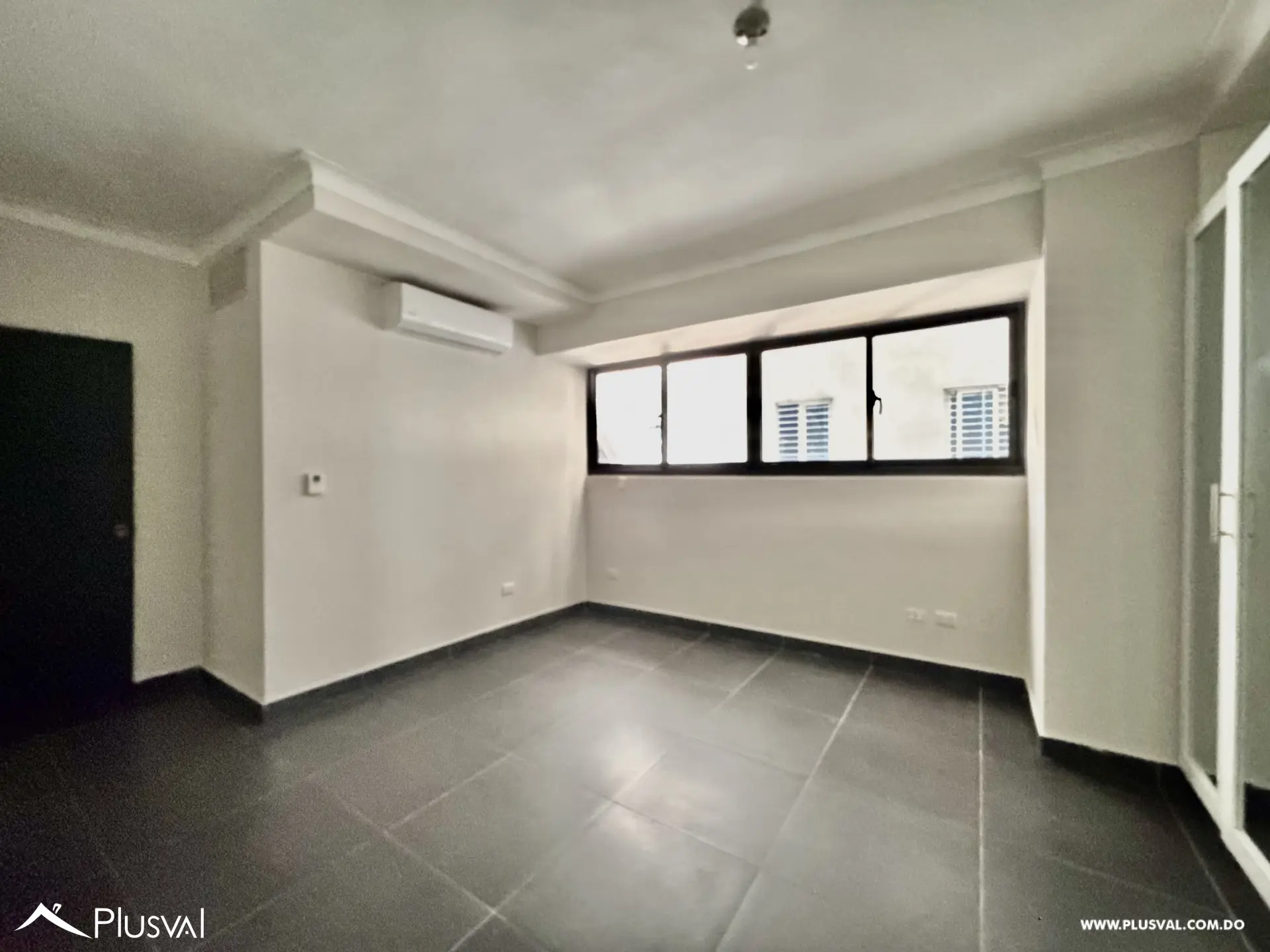 Alquilo Excelente Apartamento en el Corazón de Naco 493574