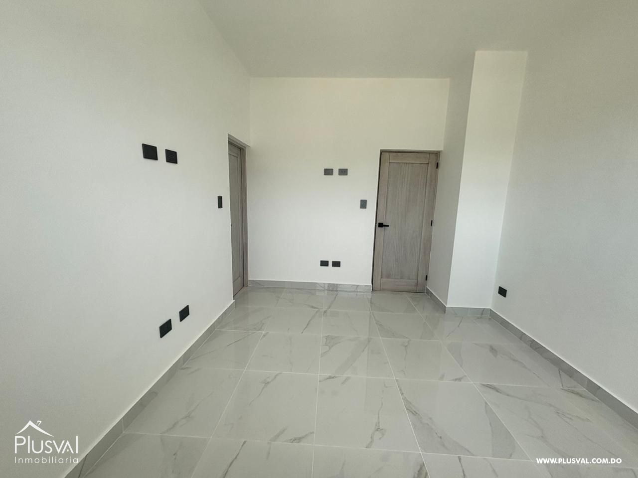 Apartamento en Venta Primer Nivel  Residencial Privado con Patio 463948