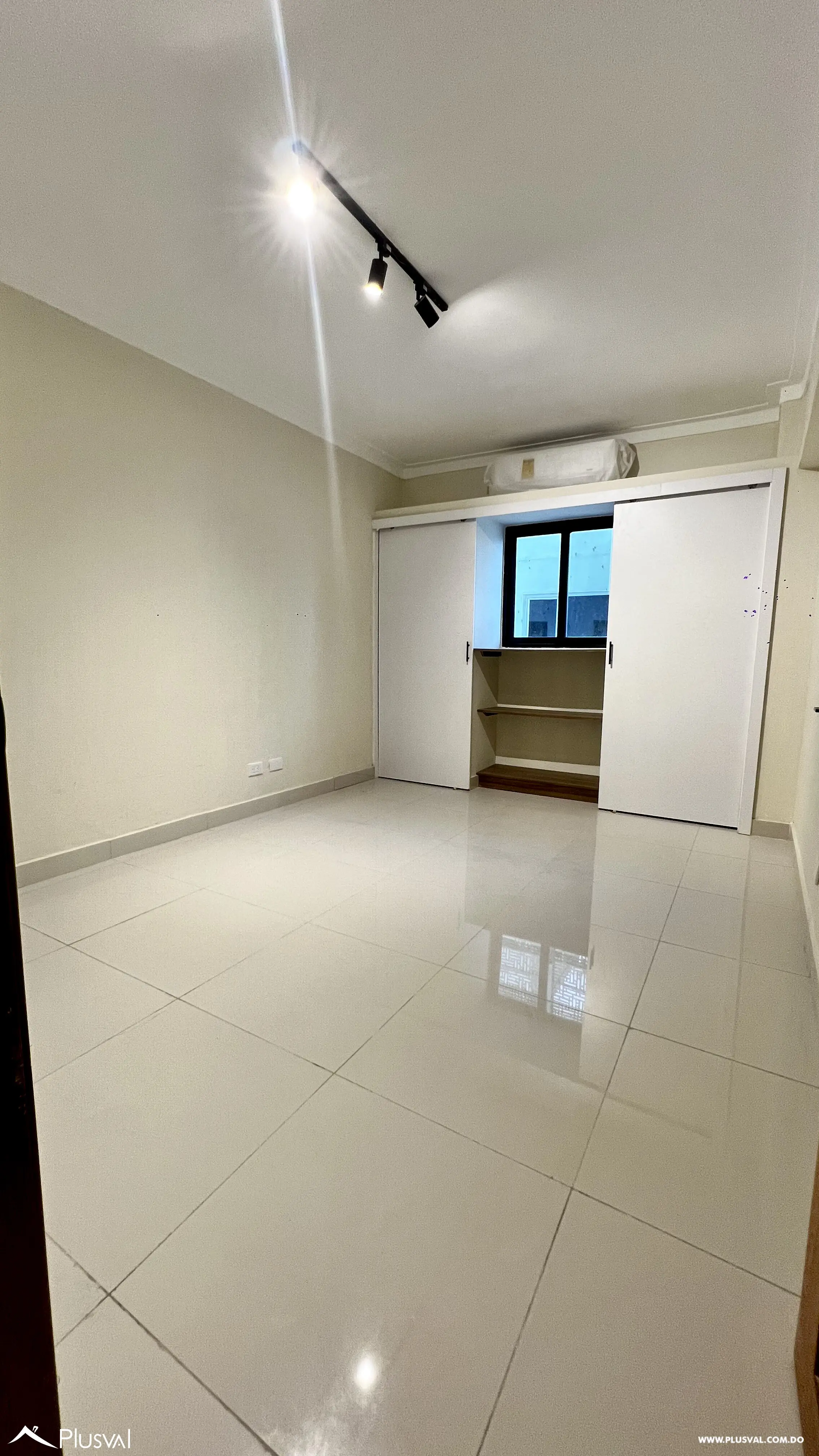 Apartamento de una habitación con linea blanca en Serralles 457686