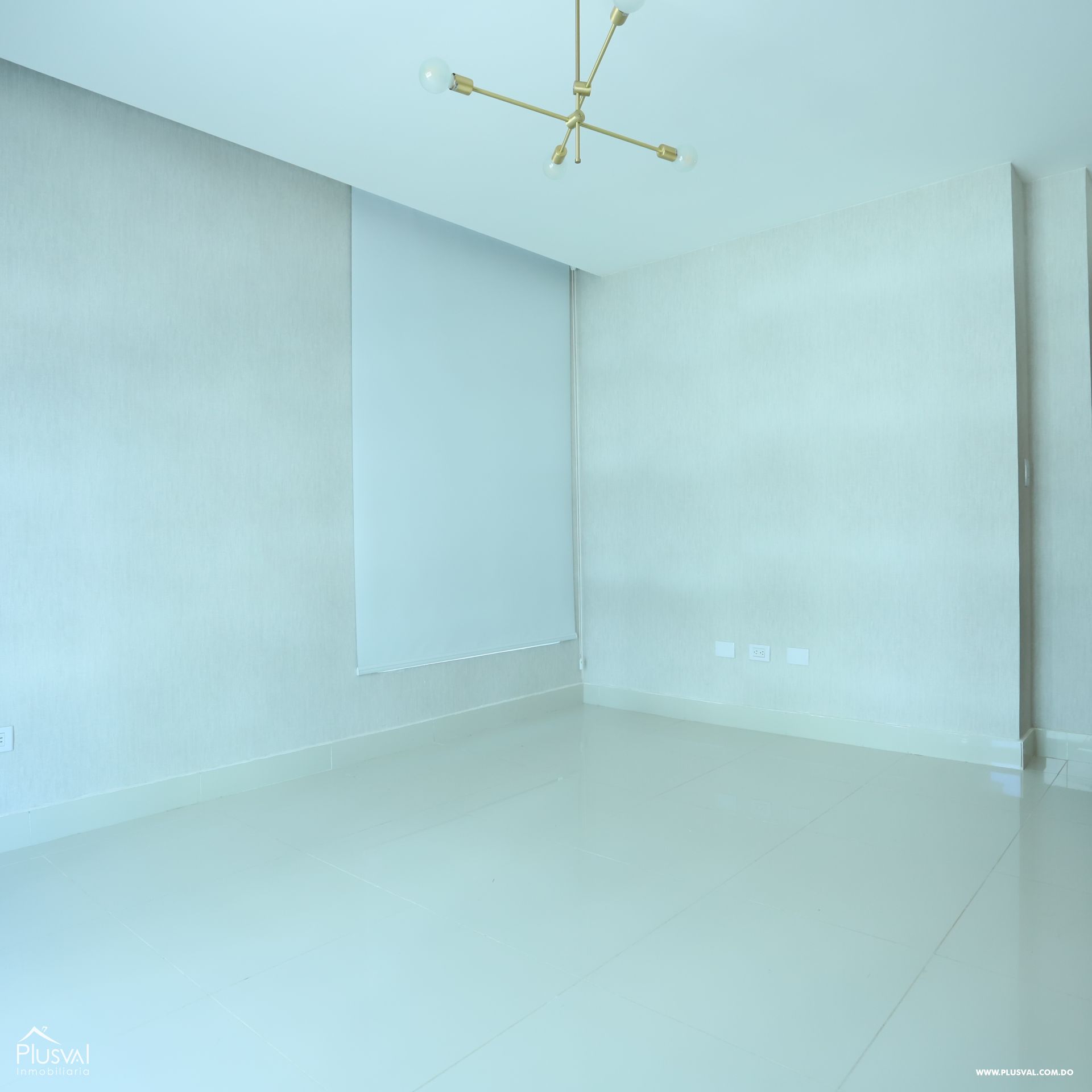 Apartamento en renta de 3 habitaciones ubicado en un piso 7 424902