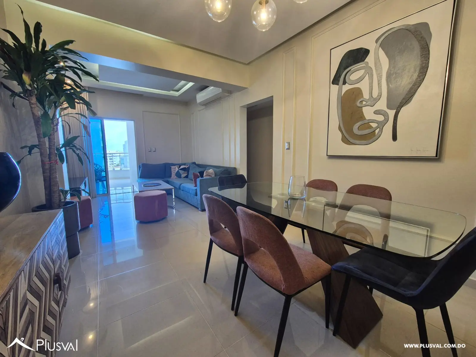 Hermoso apartamento en alquiler amueblado en Evaristo Morales 529261