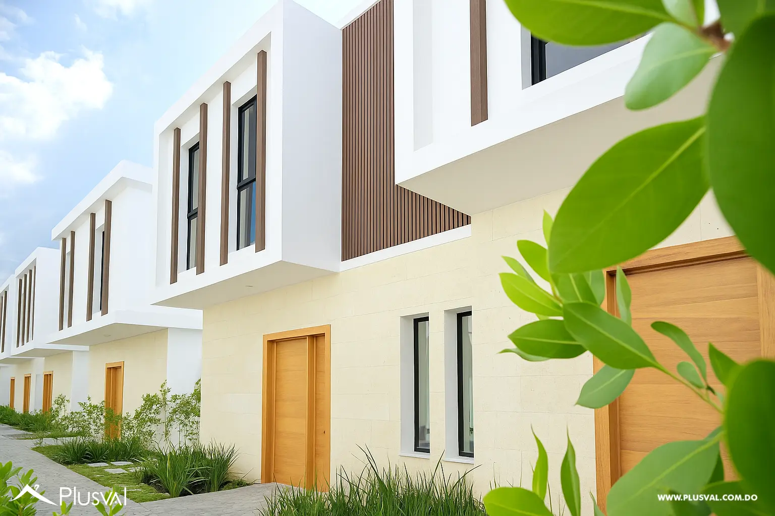 Villa tipo Townhouse de 3 Habitaciones con Patio en Residencial Bávaro PuntaCana 526168