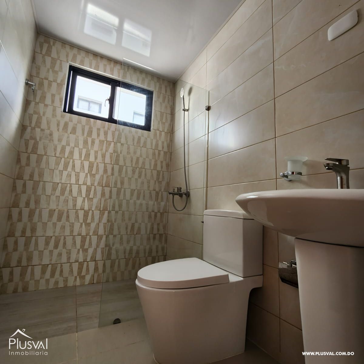 Apartamentos en venta de 3 habitaciones próximo al homs 298210