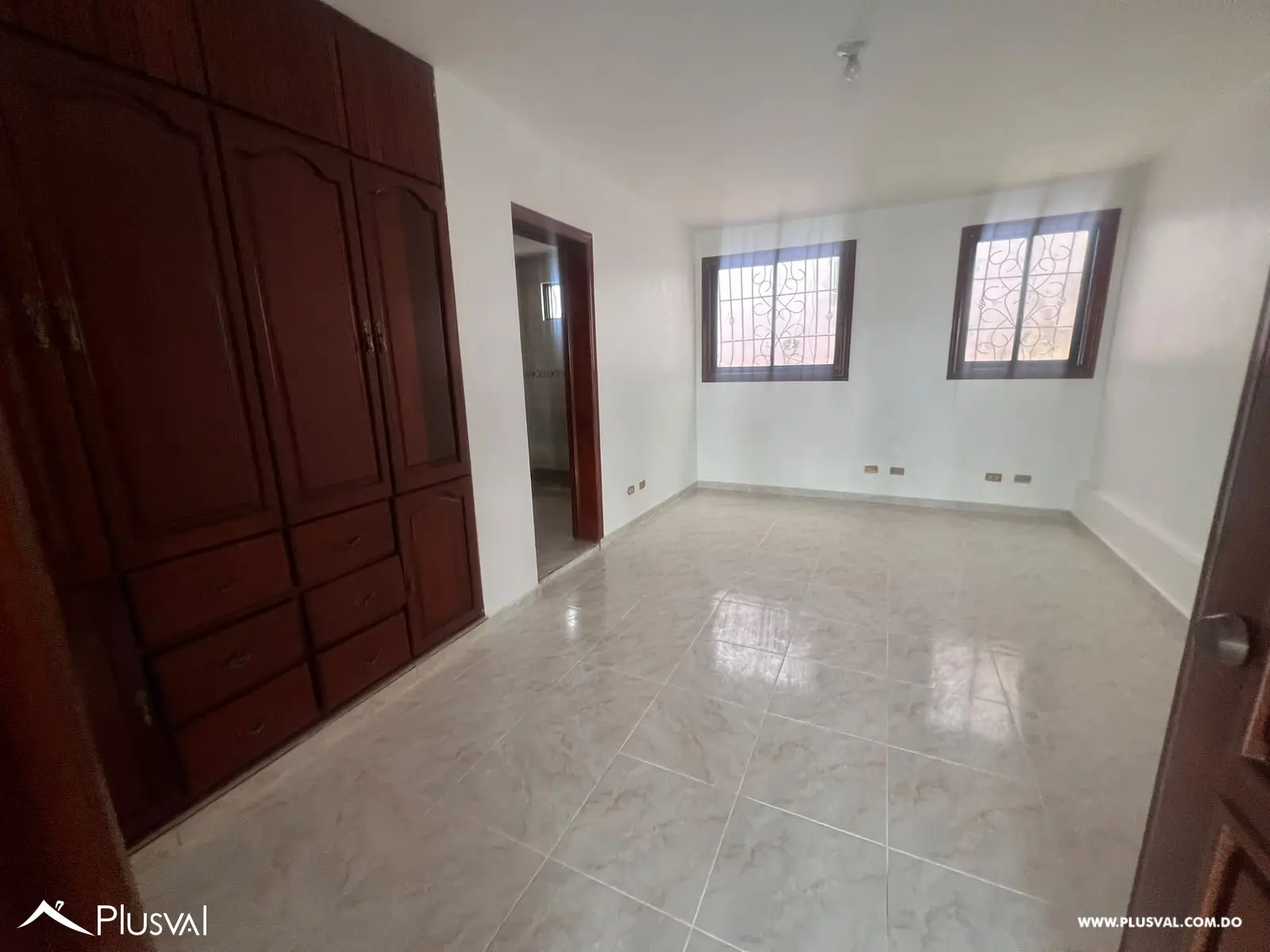 Casa Duplex en Santo Domingo Este 522475