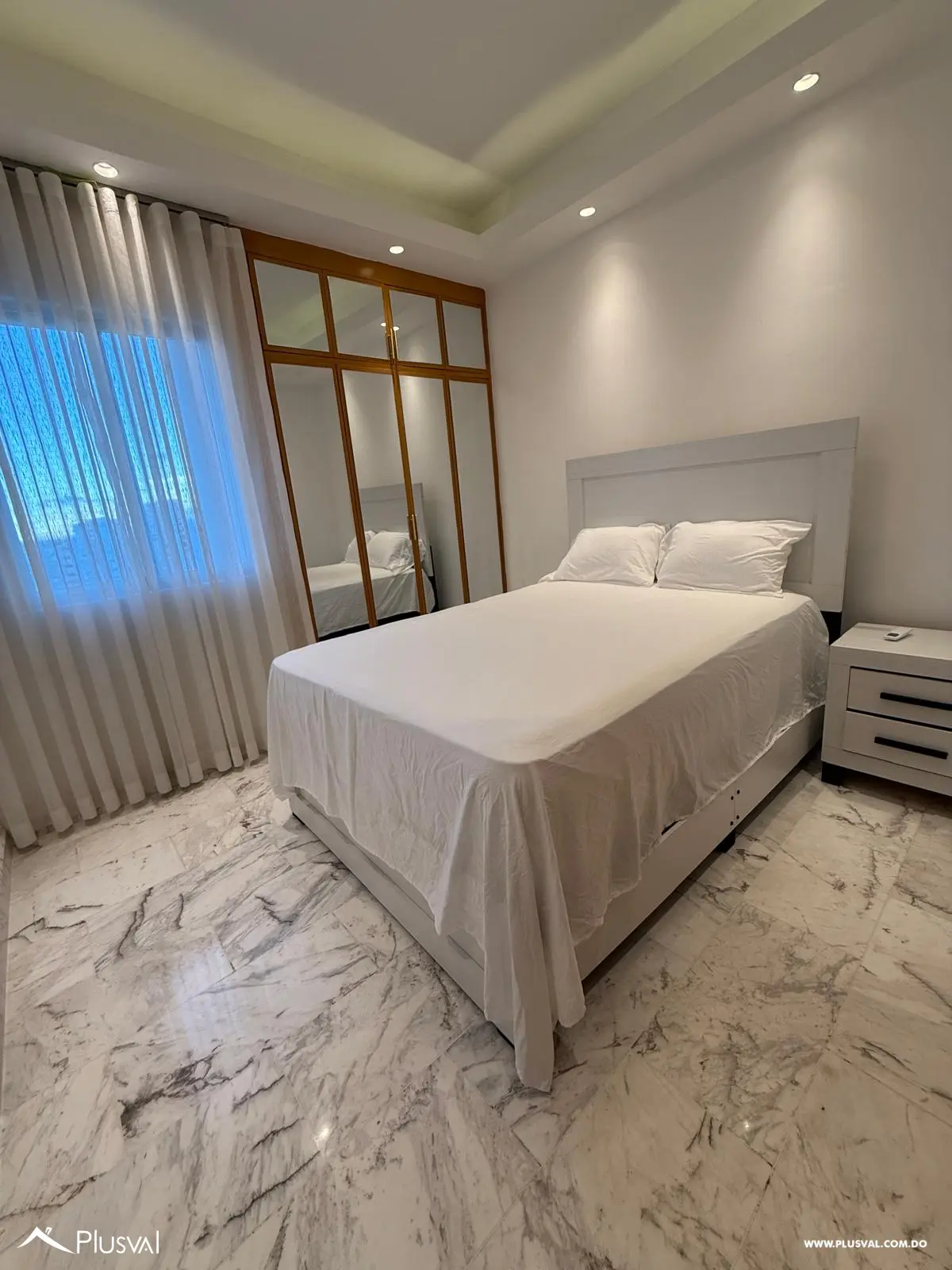 SE ALQUILA APARTAMENTO AMUEBLADO – ENS. PARAÍSO 458479