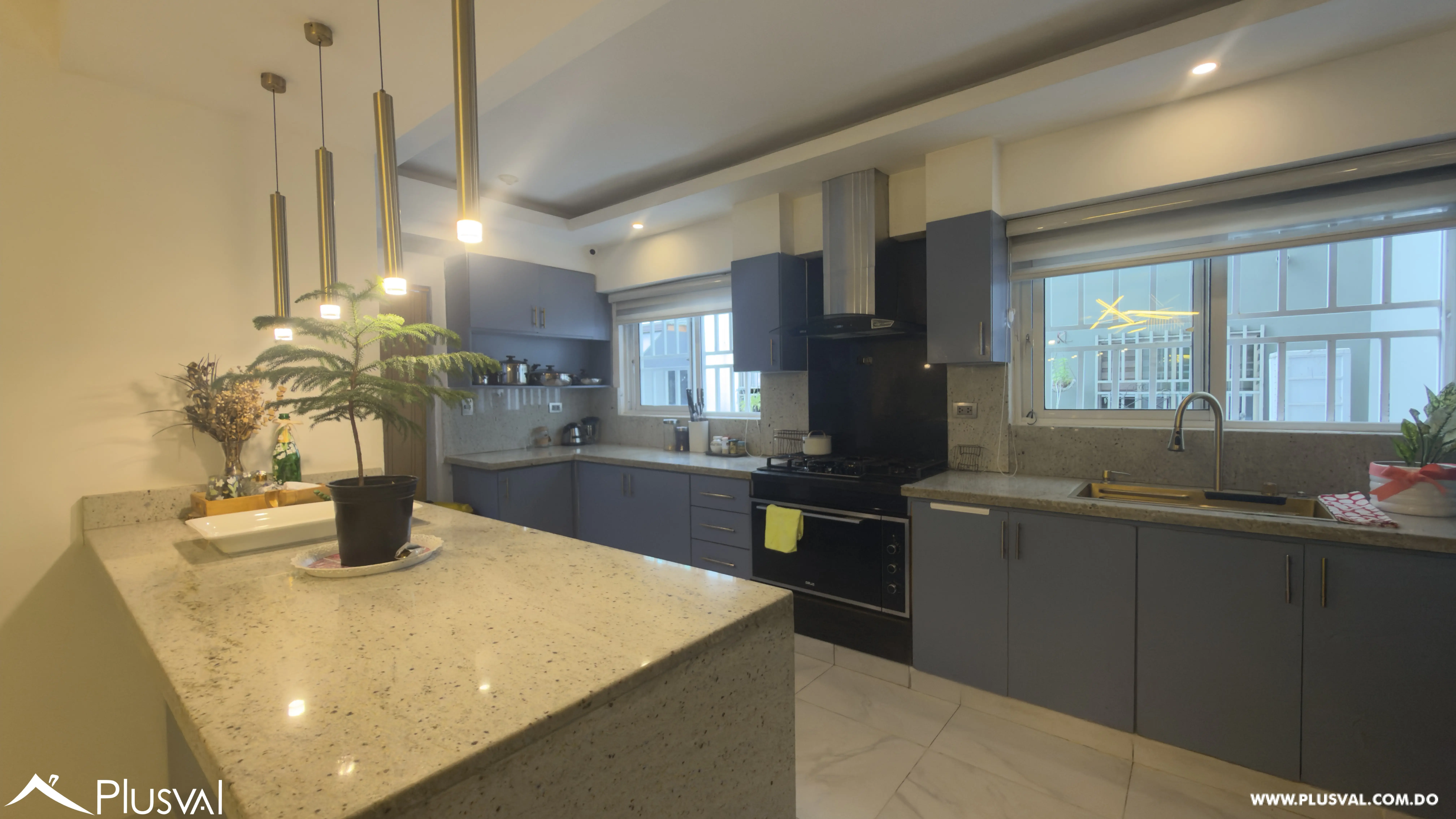Apartamento con terraza en venta en Renacimiento 516683