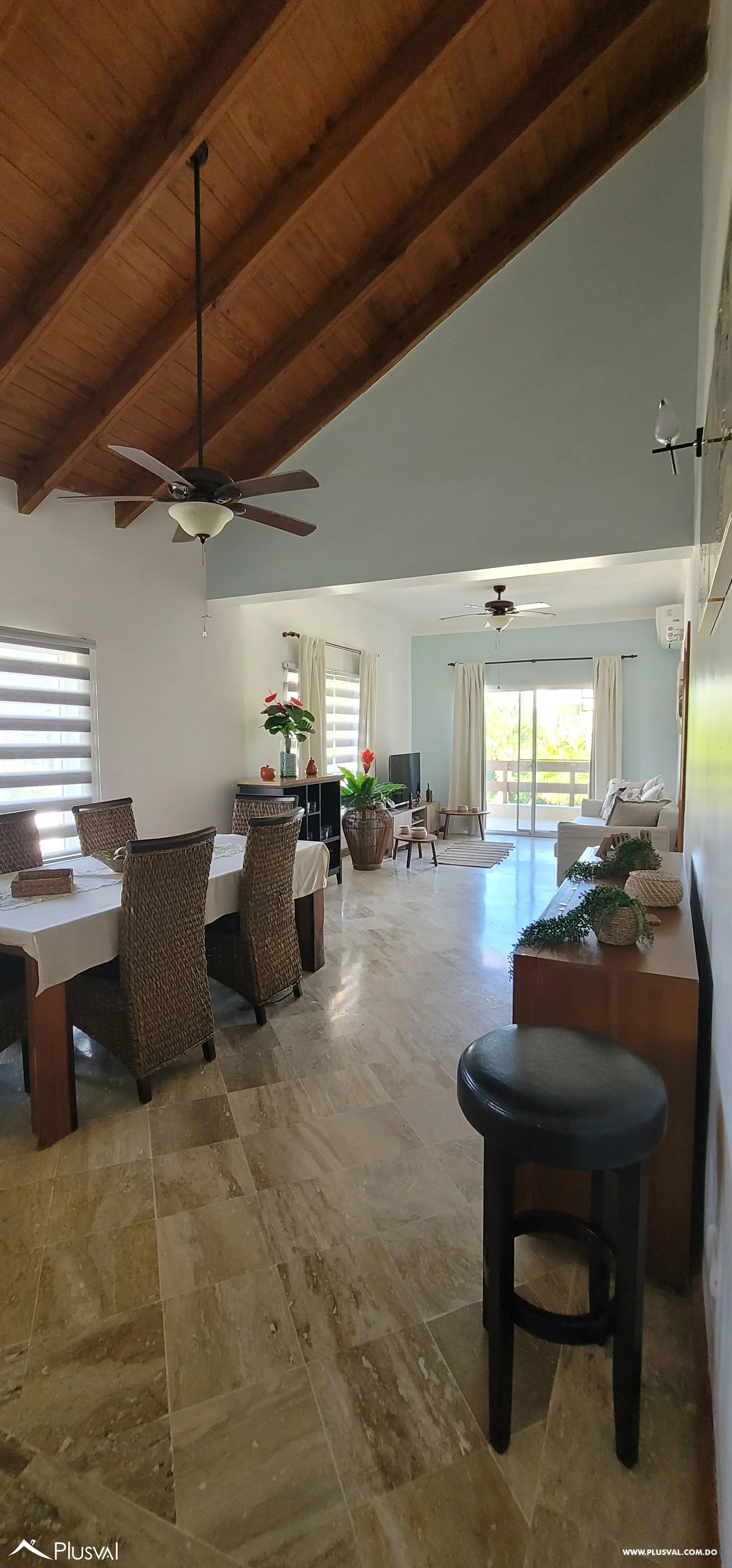 AMPLIO APARTAMENTO EN VENTA EN RESIDENCIAL CERRADO, CON PISCINA Y CON VISTA Y ACCESO DIRECTO A PLAYA BIBIJAGUA, 484336