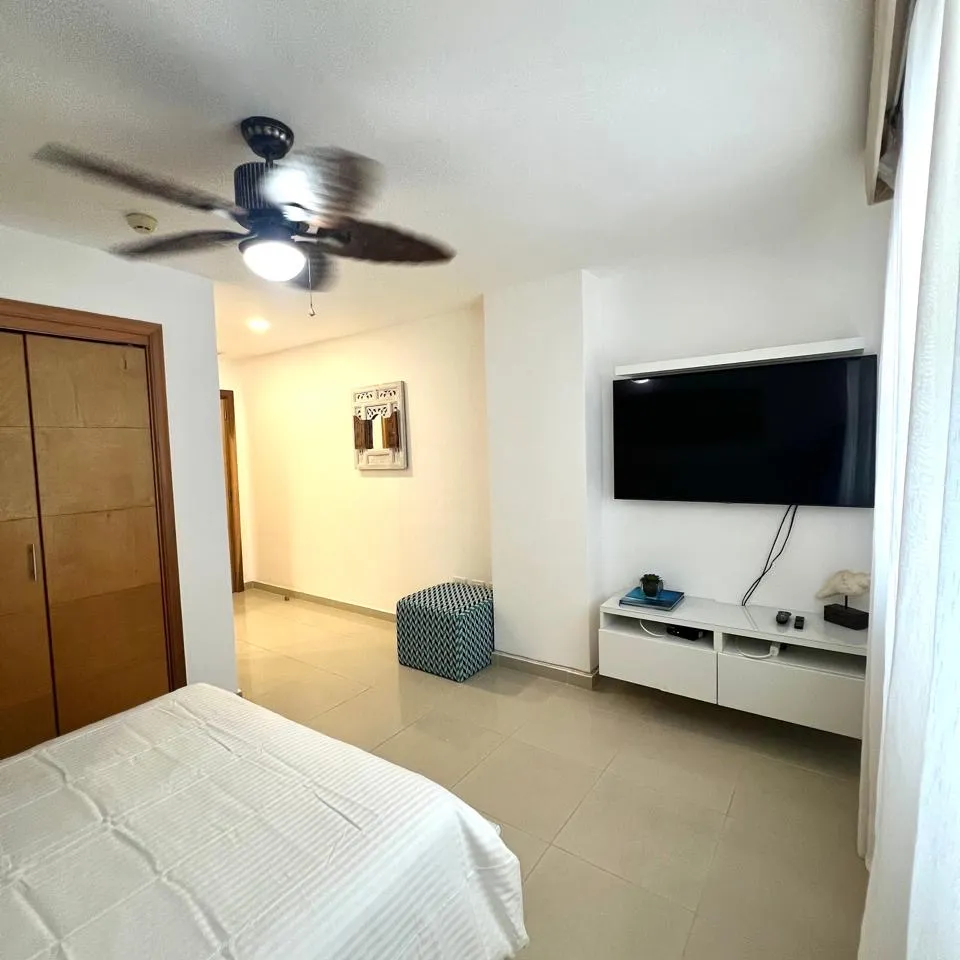 Apartamento en alquiler, en Marbella 389424