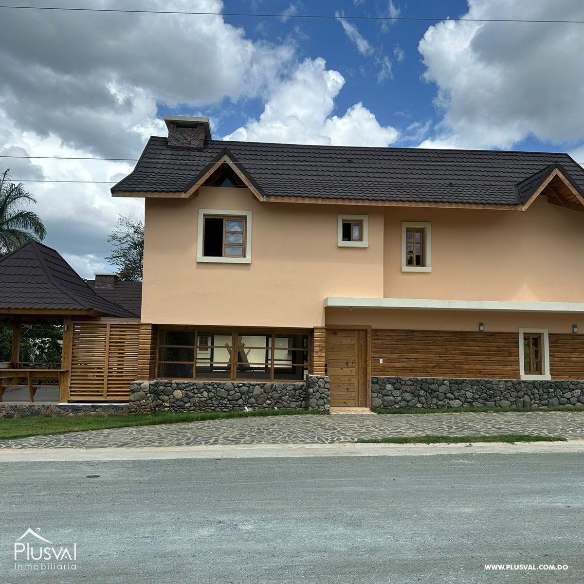 Villa de ensueño en venta, Jarabacoa, zona Colorao 456001