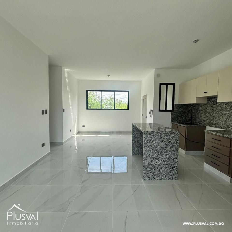 Apartamento en Venta con Estudio Privado 464615