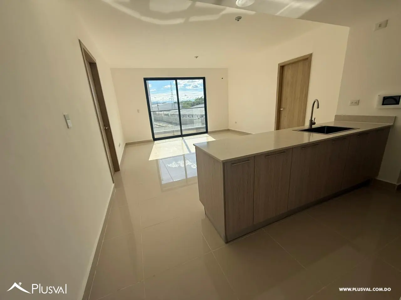 Apartamento en venta en 4to nivel en Santiago: Residencial exclusivo. 474119