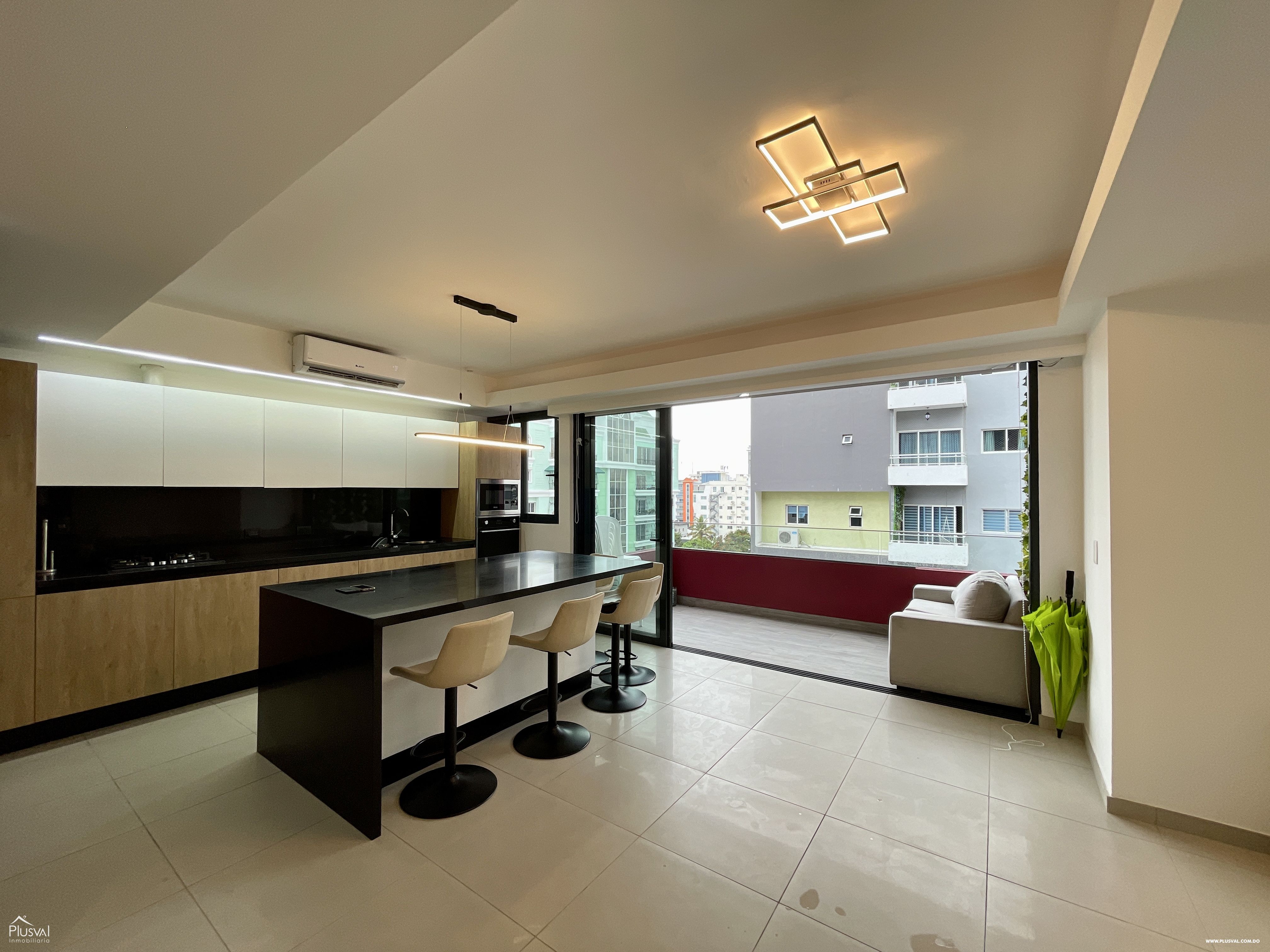 Venta Apartamento Moderno Amueblado en Evaristo Morales 248696