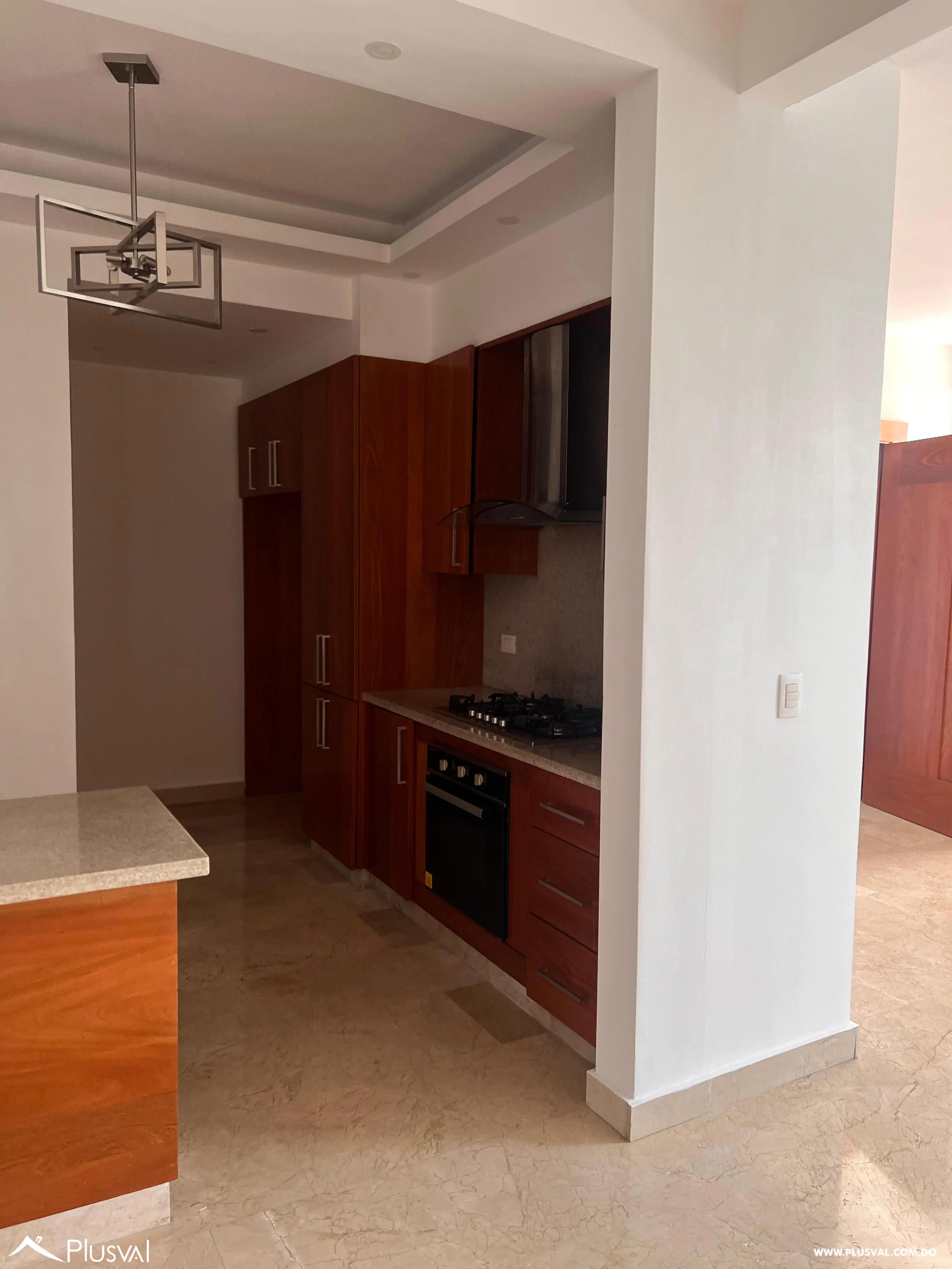 Amplio apartamento en renta con patio en los Cerros De Gurabo 461782