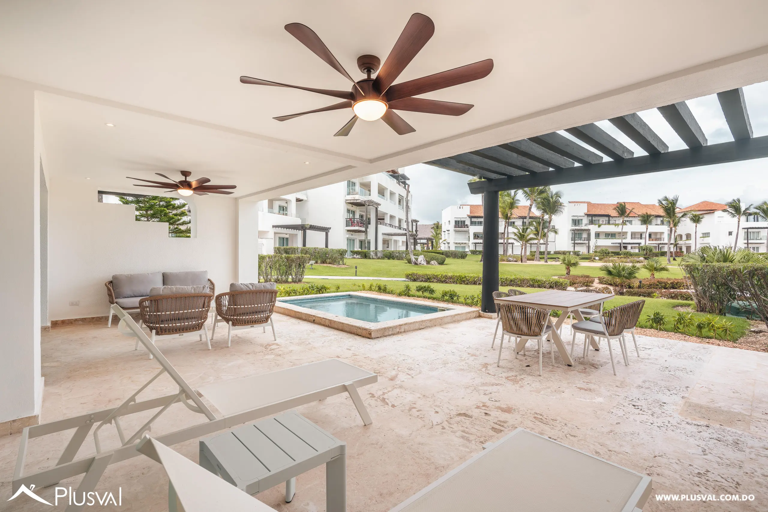 Exclusivo apartamento en Cap Cana con piscina privada y acceso directo a la playa 474380