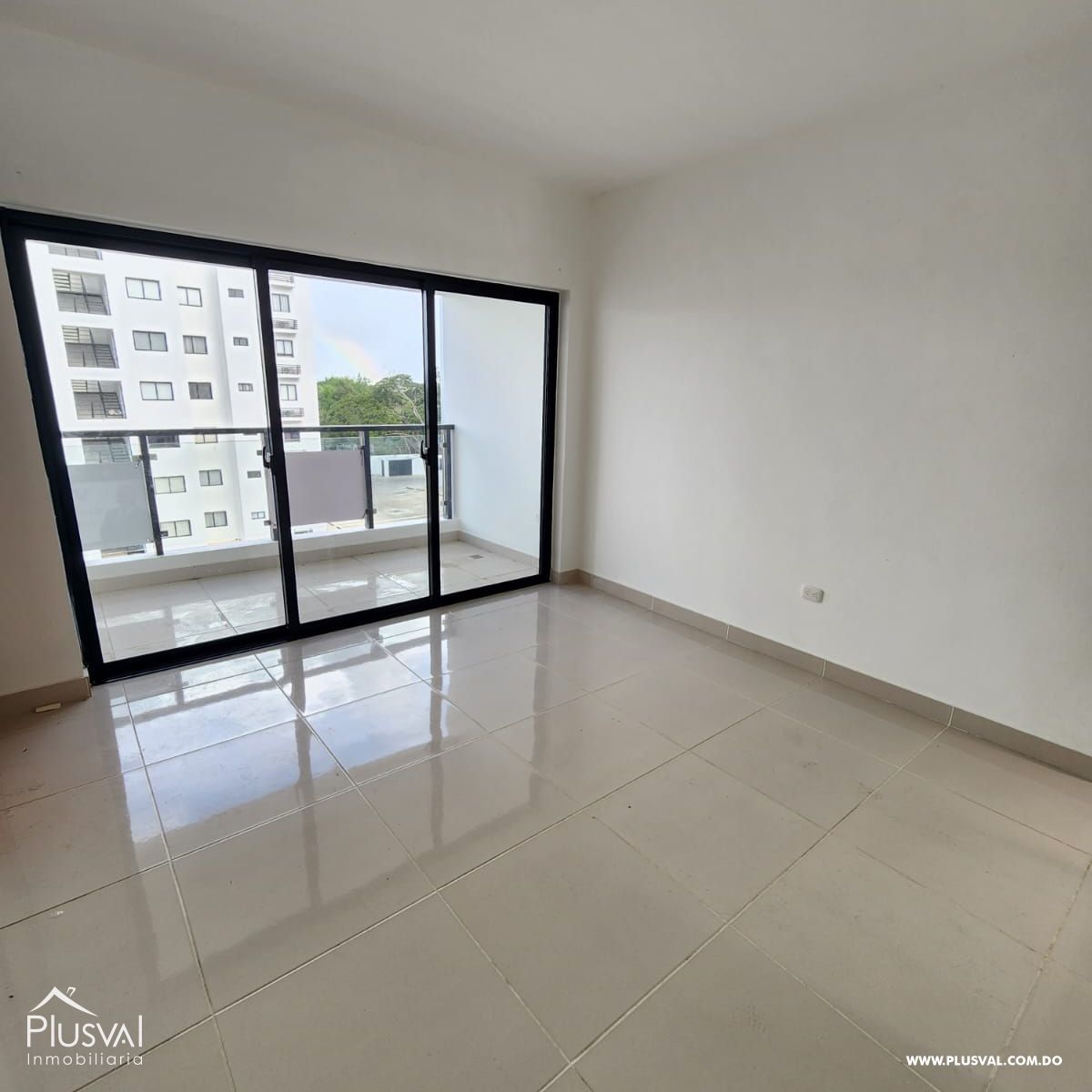 Apartamentos en venta de 3 habitaciones próximo al homs 298207