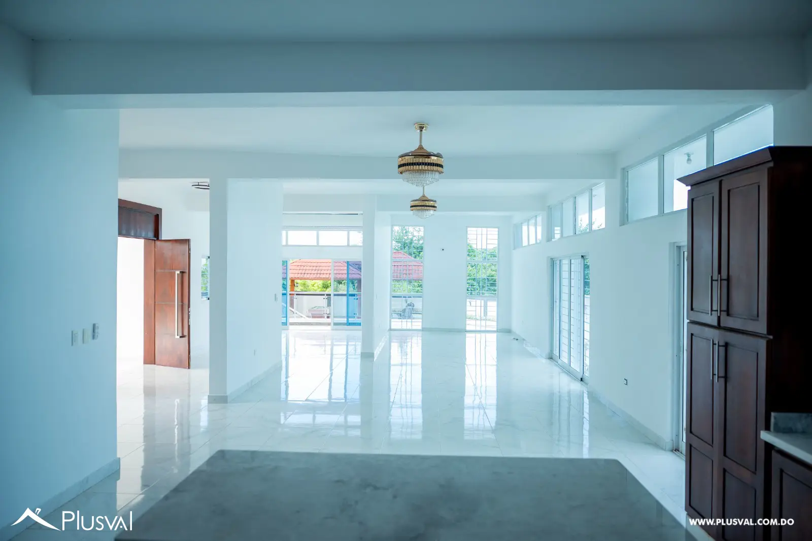 Villa de dos Niveles en Venta en Residencial Cerrado 520715