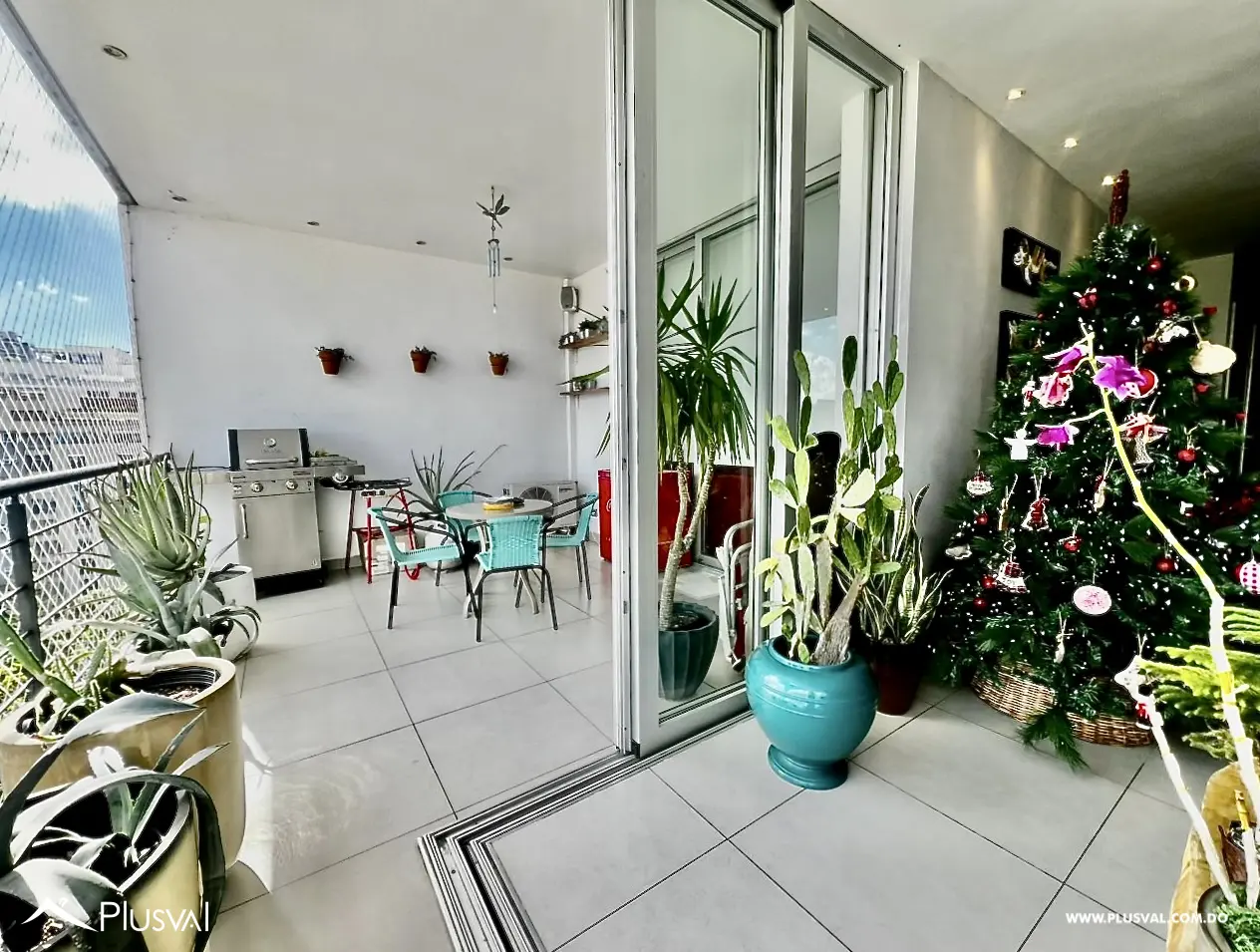 Moderno apartamento en venta, en el exclusivo sector de Paraiso. 471029