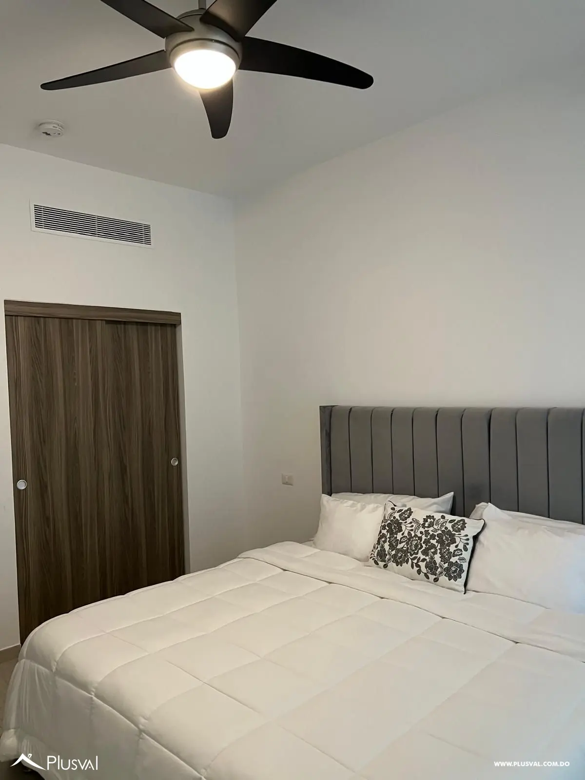 Cómodo apartamento en primer piso en Cana Pearl 532264