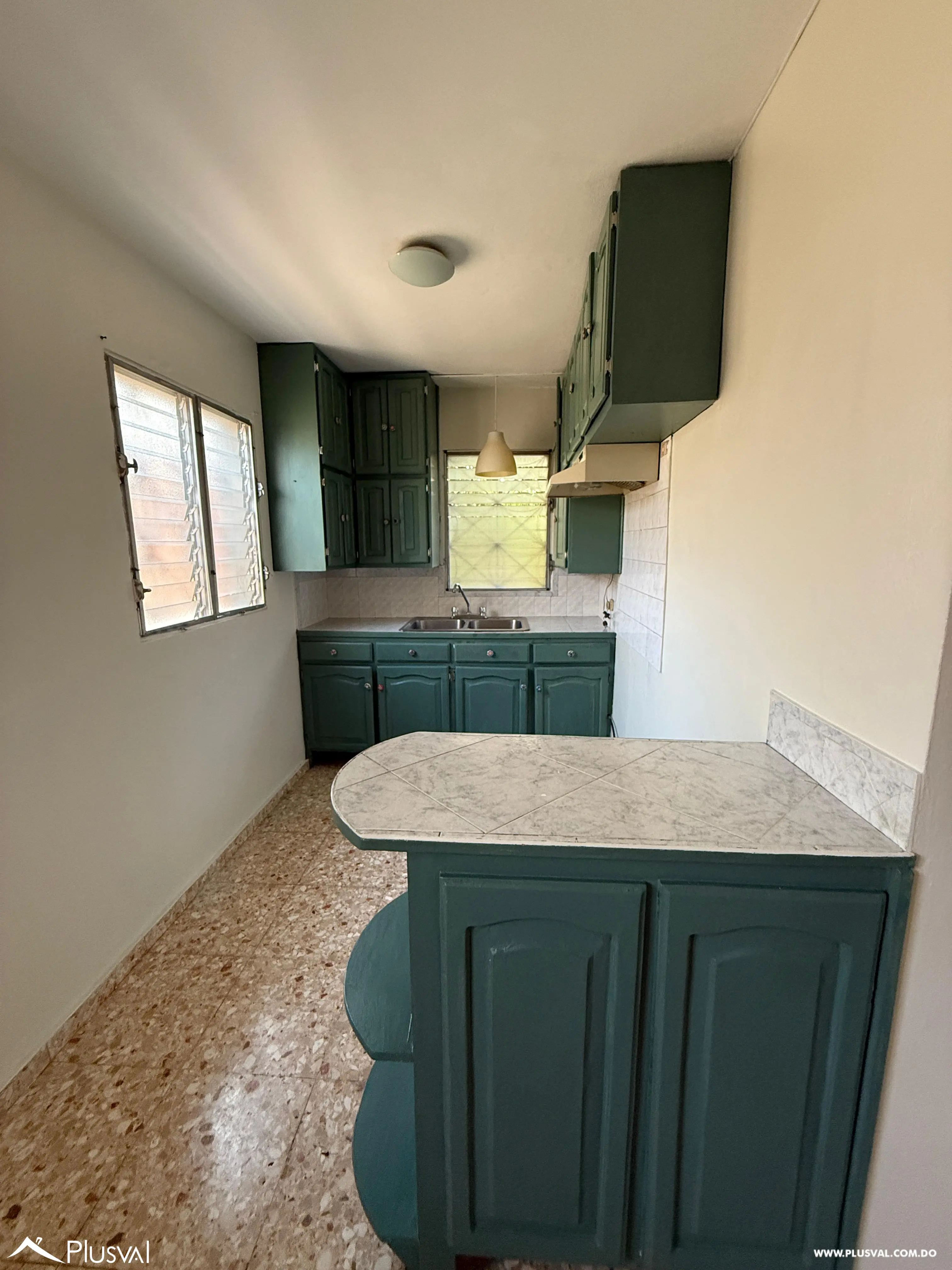 Apartamento en alquiler de 2 habitaciones en el Ensanche Quisqueya 470269