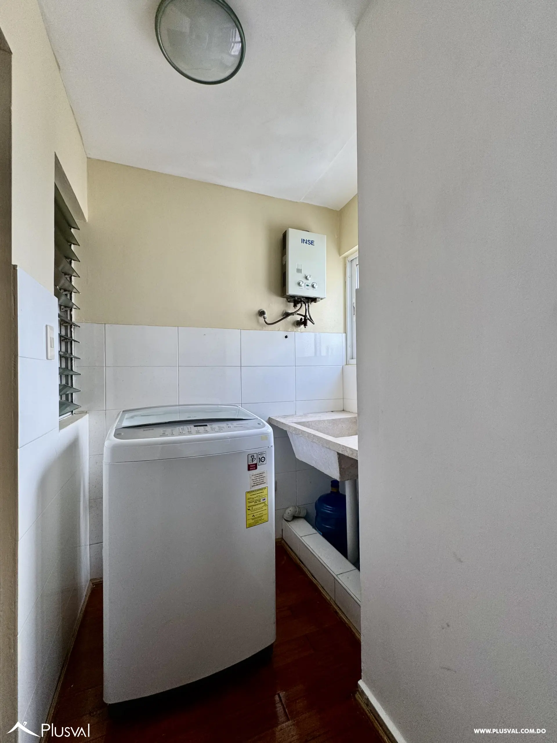 Vendo Amplio y Maravilloso Apartamento PH,  en una de las Zonas mas Exclusivas de La Esperilla 490640